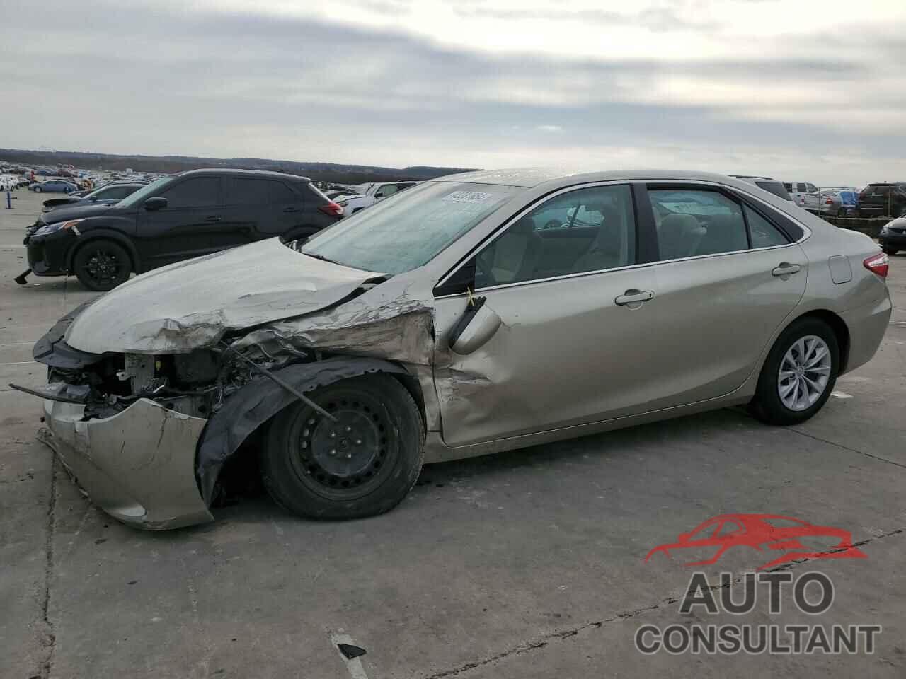 TOYOTA CAMRY 2016 - 4T4BF1FK6GR534386