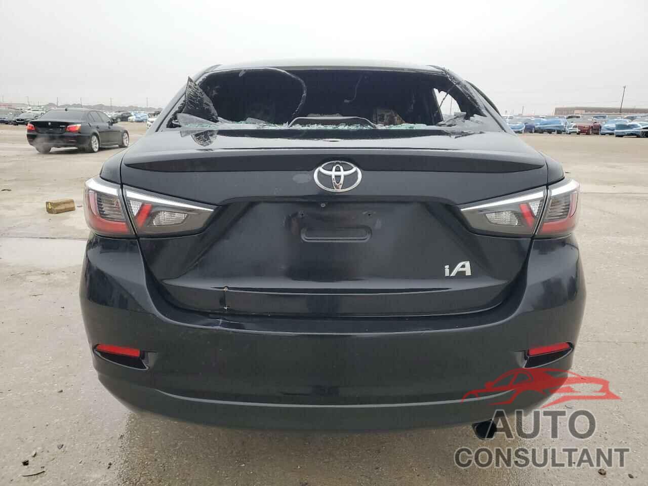 TOYOTA YARIS 2018 - 3MYDLBYV0JY303647