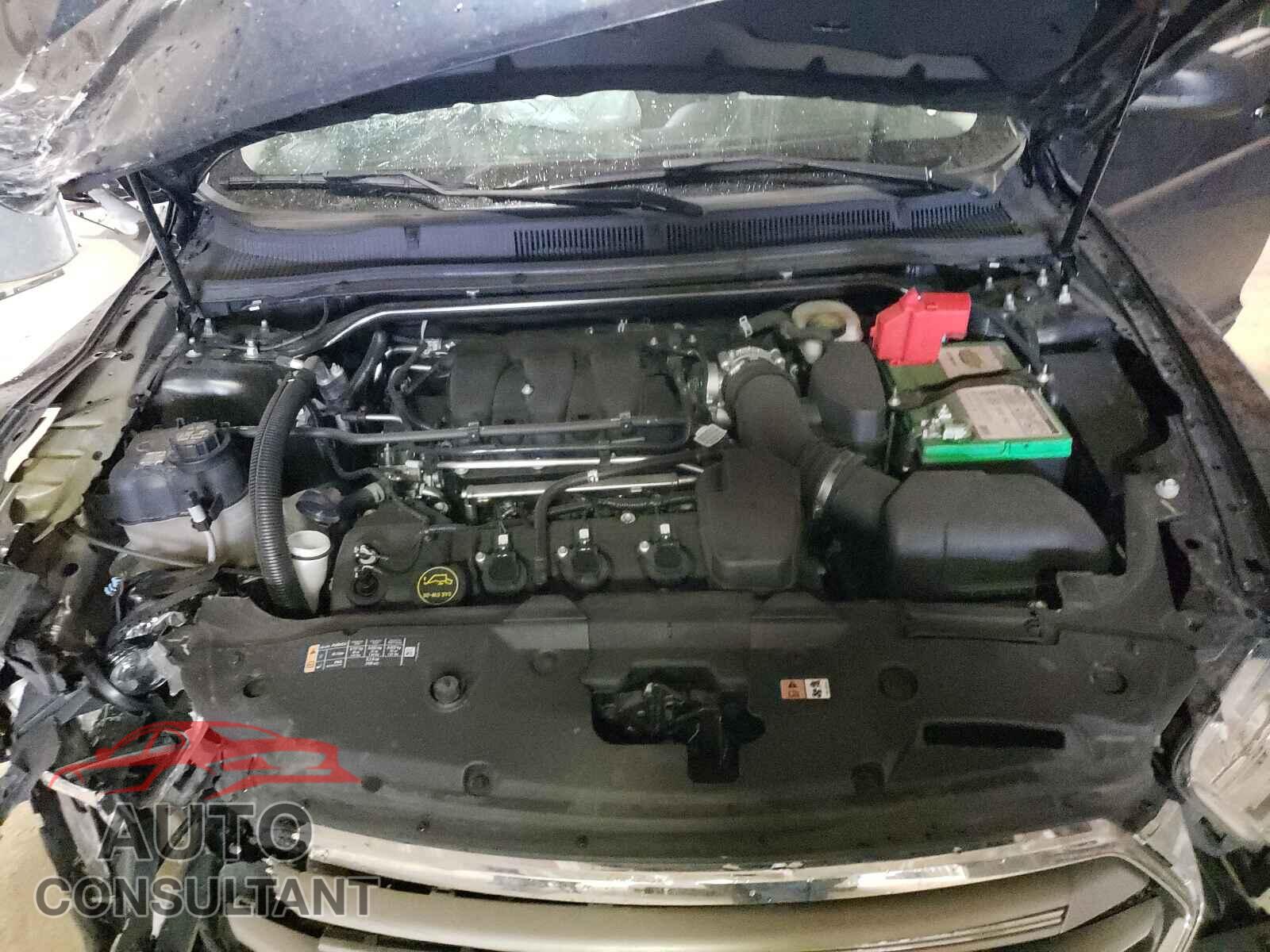FORD TAURUS 2017 - 1FAHP2D80HG111621