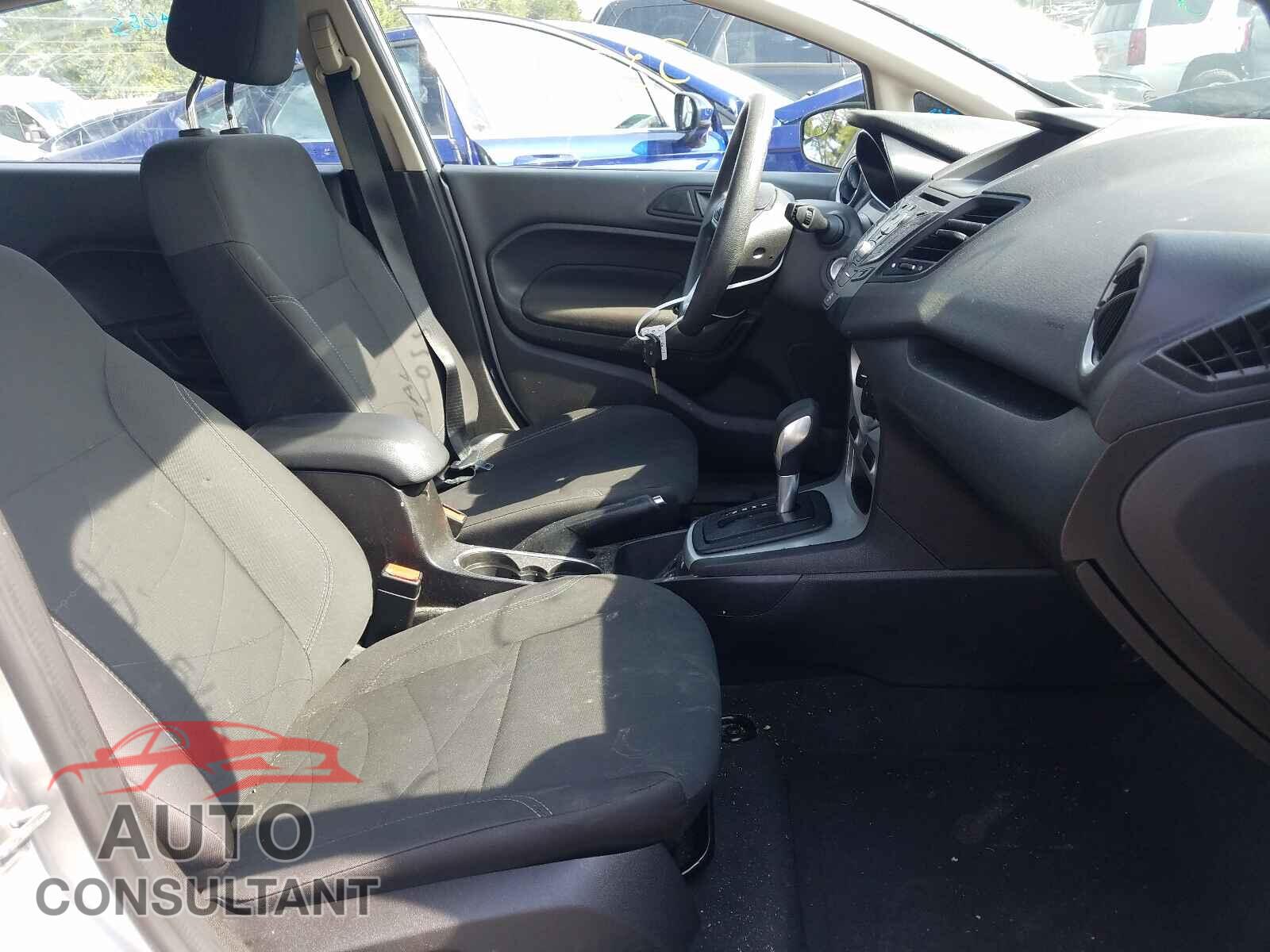 FORD FIESTA 2019 - 3FADP4EJ5KM145367