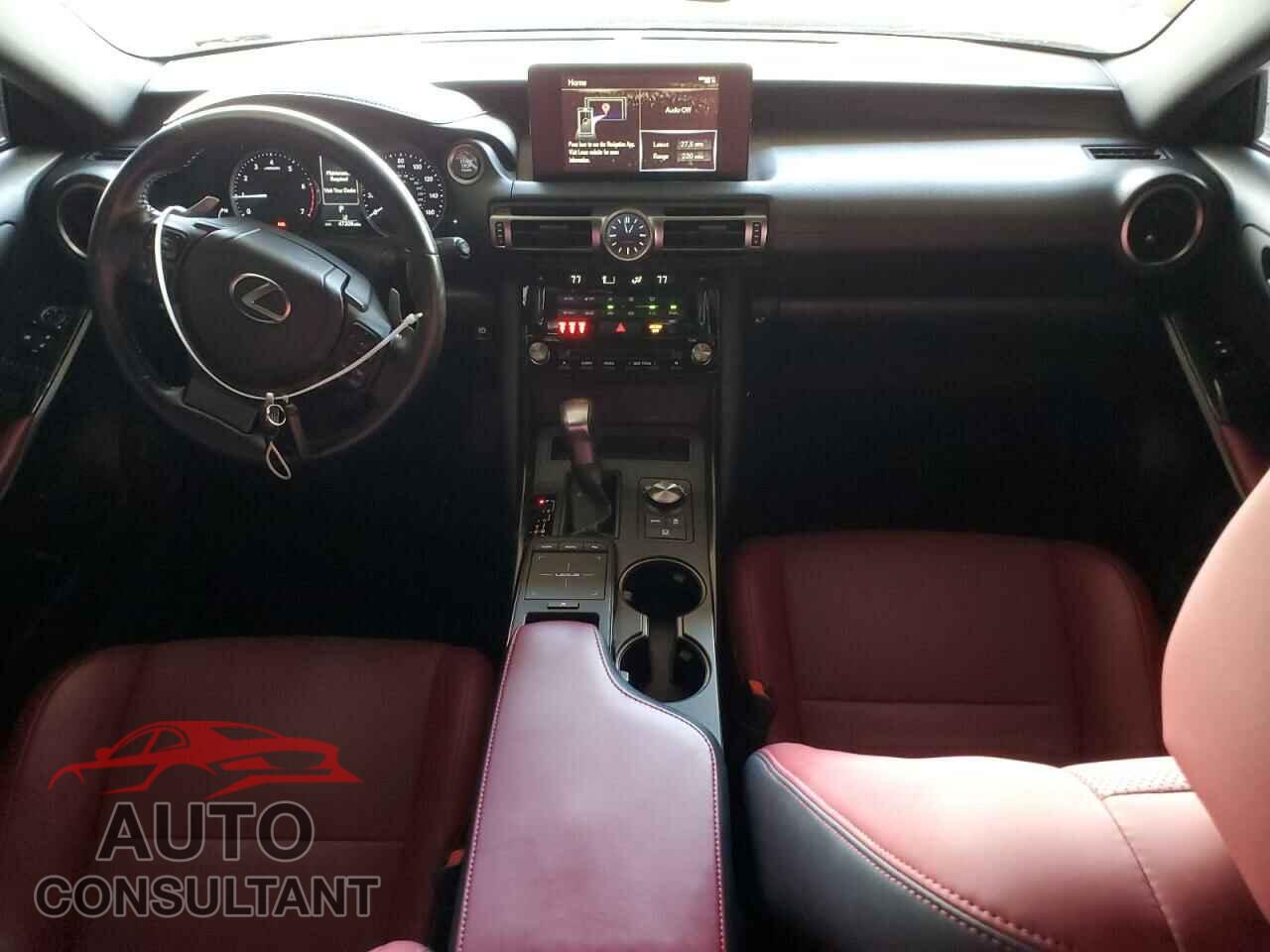 LEXUS IS 2021 - JTHAA1D21M5110159