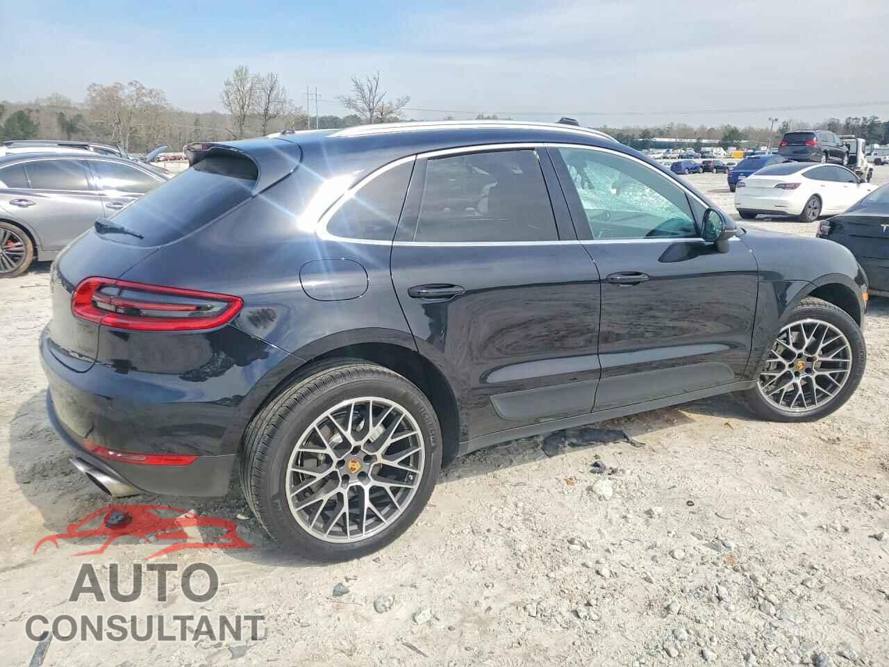 PORSCHE MACAN 2015 - WP1AB2A59FLB61831