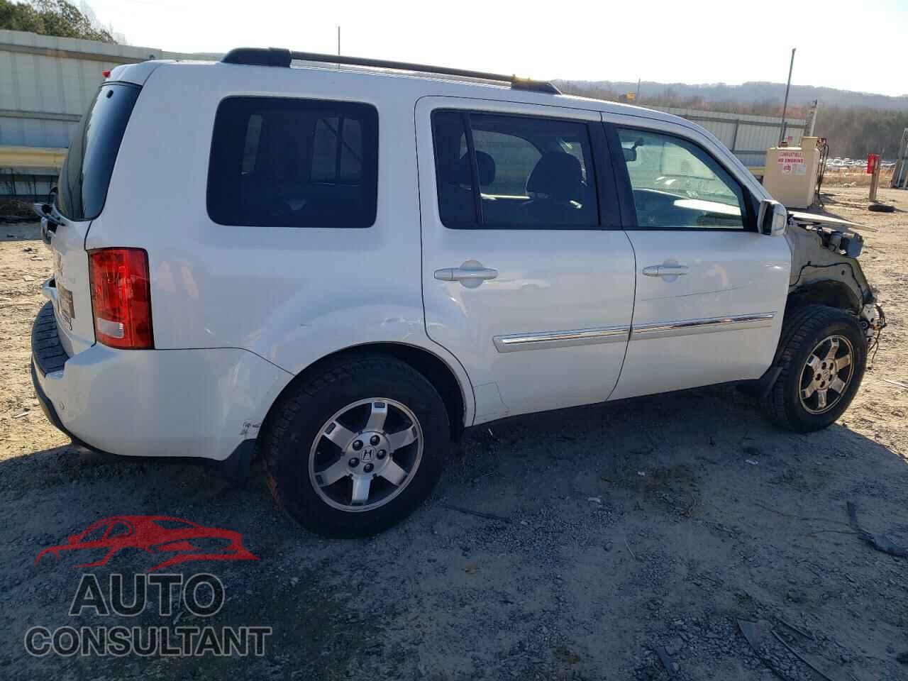 HONDA PILOT 2011 - 5FNYF4H99BB103305