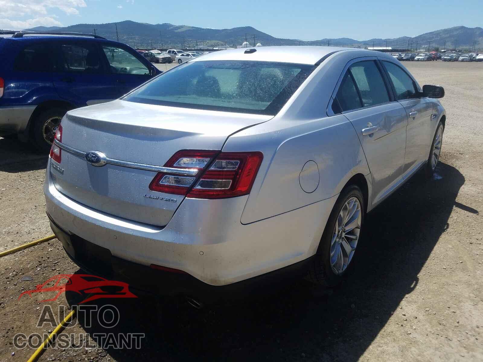 FORD TAURUS 2017 - 1FAHP2F86HG123415