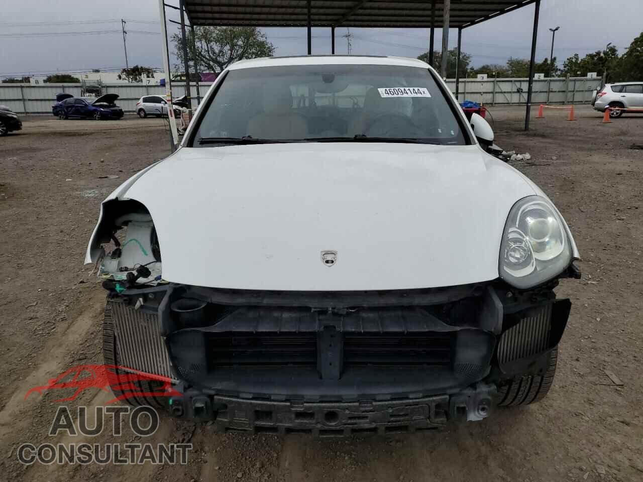 PORSCHE CAYENNE 2016 - WP1AF2A25GLA40743
