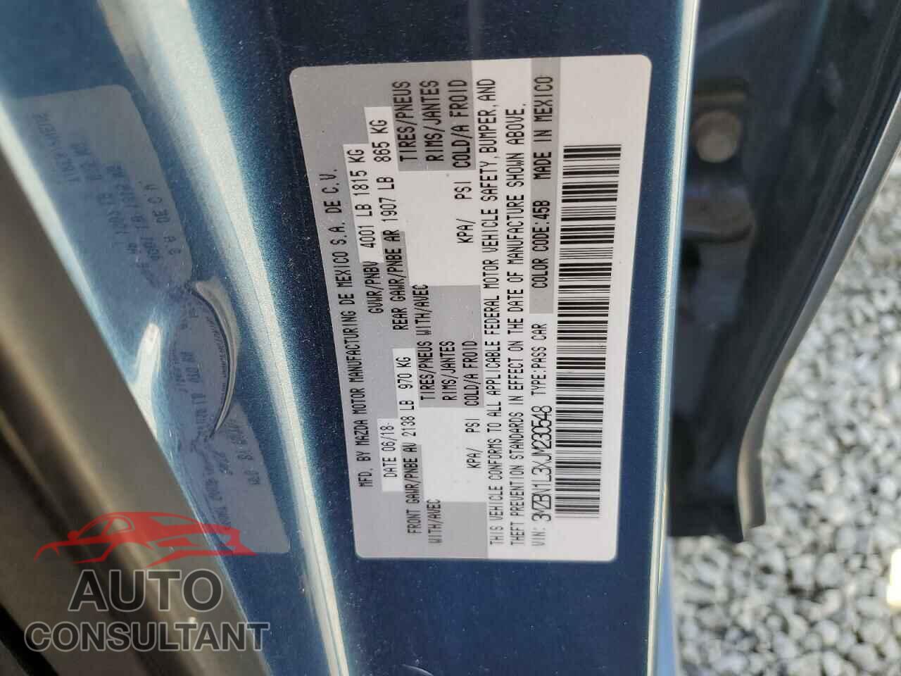 MAZDA 3 2018 - 3MZBN1L3XJM230548