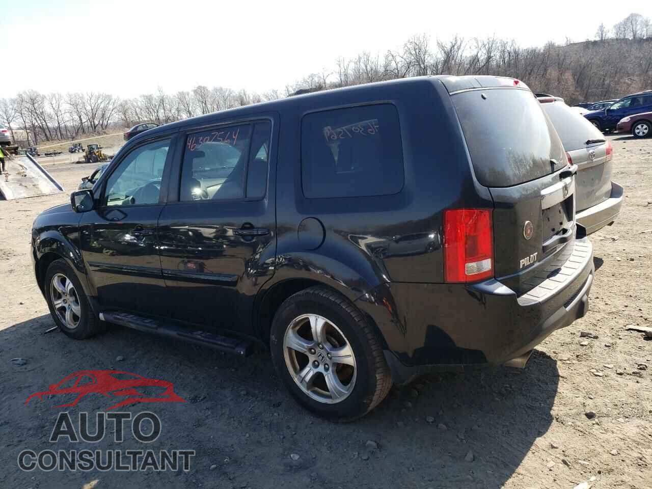 HONDA PILOT 2015 - 5FNYF4H44FB016552