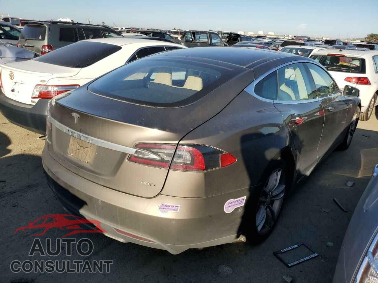 TESLA MODEL S 2016 - 5YJSA1E20GF129471