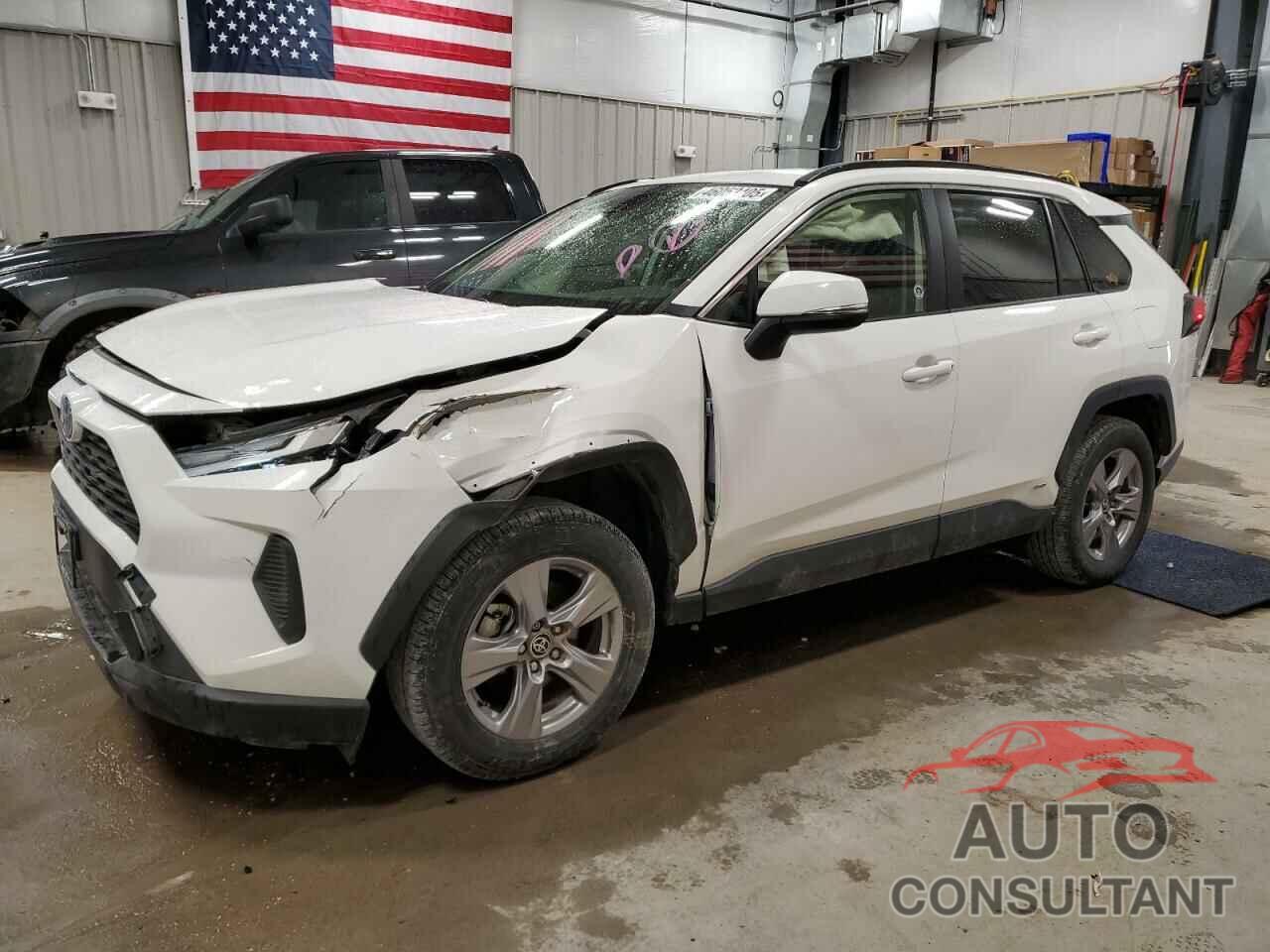 TOYOTA RAV4 2022 - JTMRWRFV0ND140546