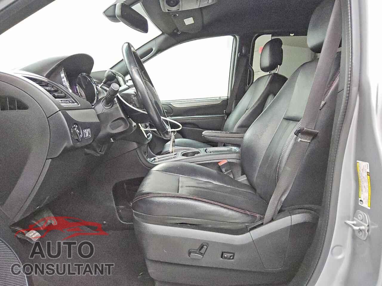 DODGE CARAVAN 2018 - 2C4RDGEG5JR236855