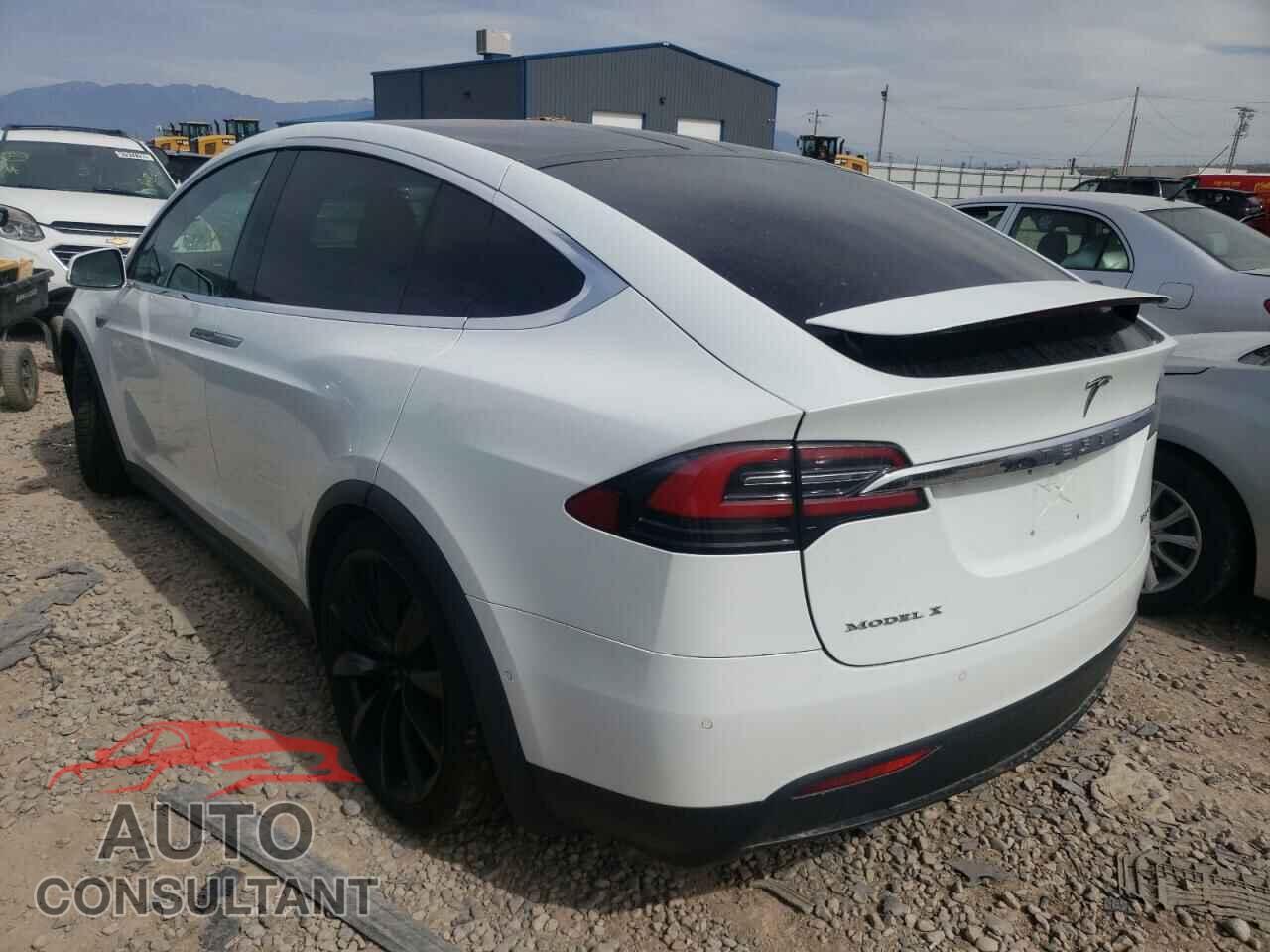 TESLA MODEL X 2016 - 5YJXCAE45GF015077