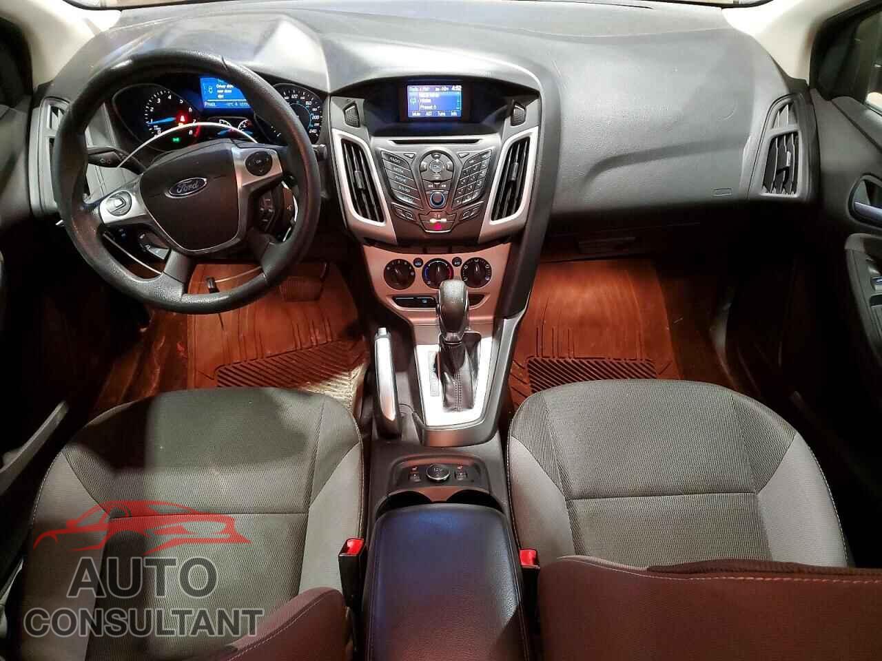 FORD FOCUS 2013 - 1FADP3F20DL328746