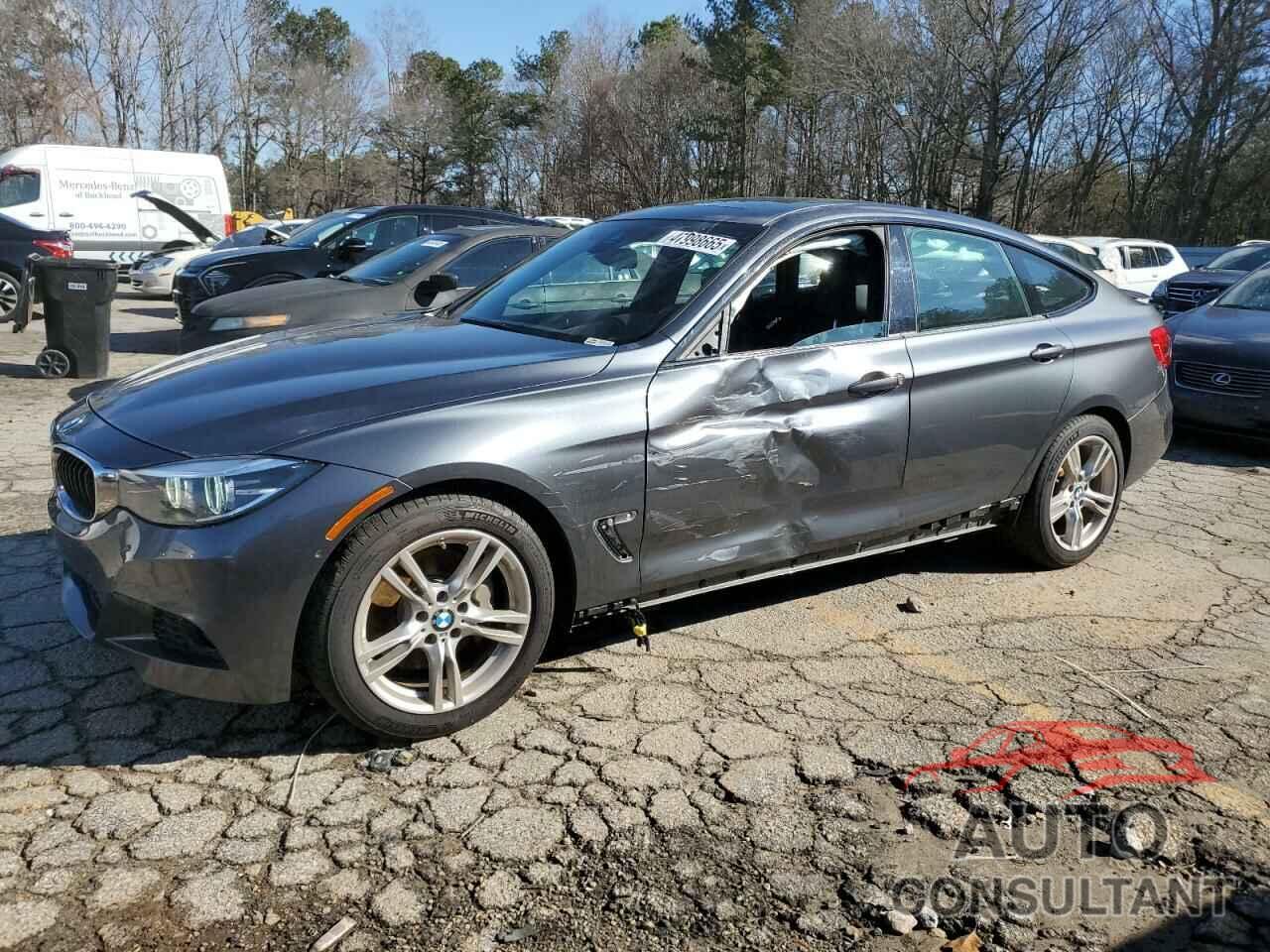 BMW 3 SERIES 2017 - WBA8Y3C3XHG450919