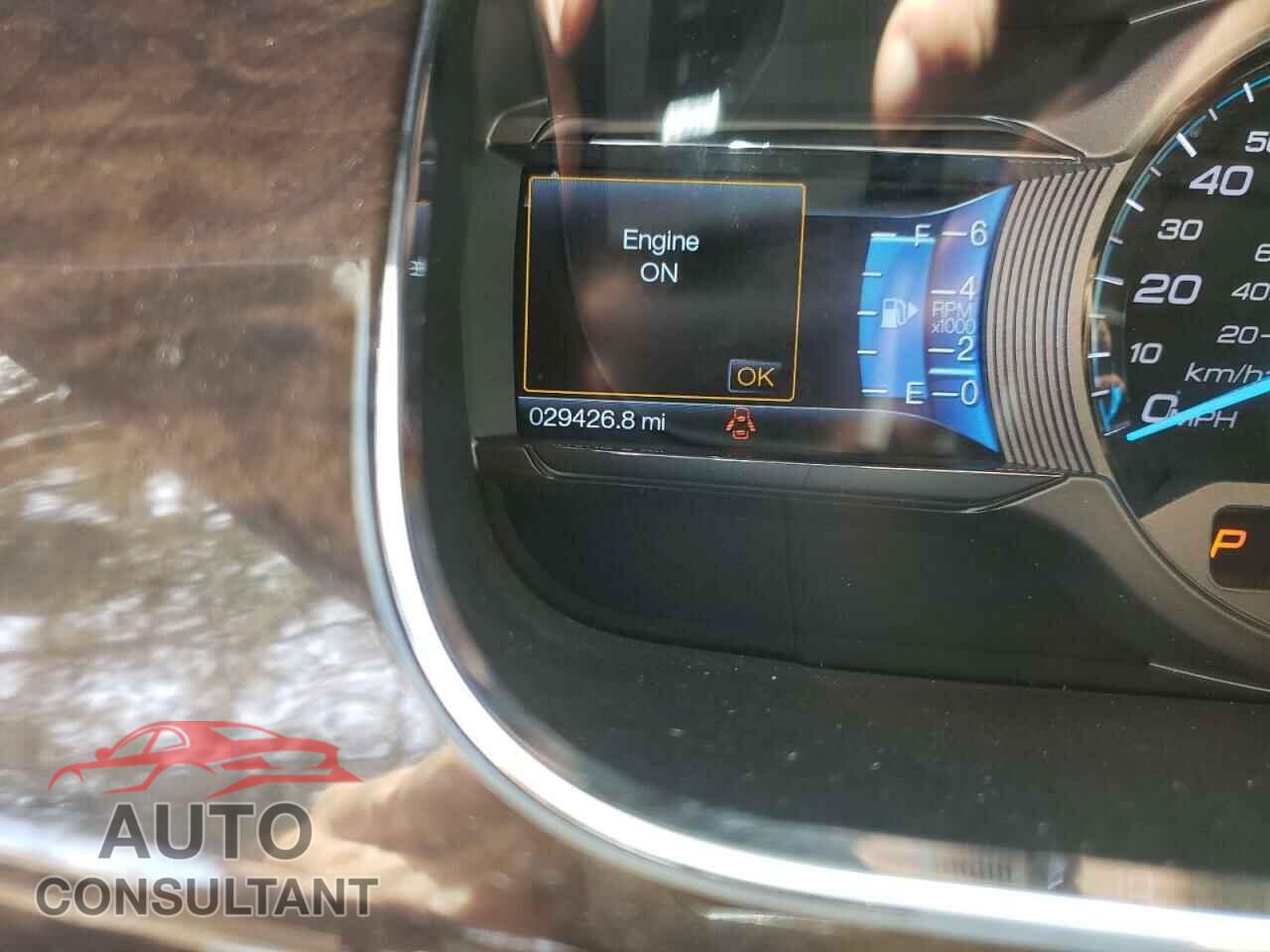 FORD TAURUS 2019 - 1FAHP2F84KG118043