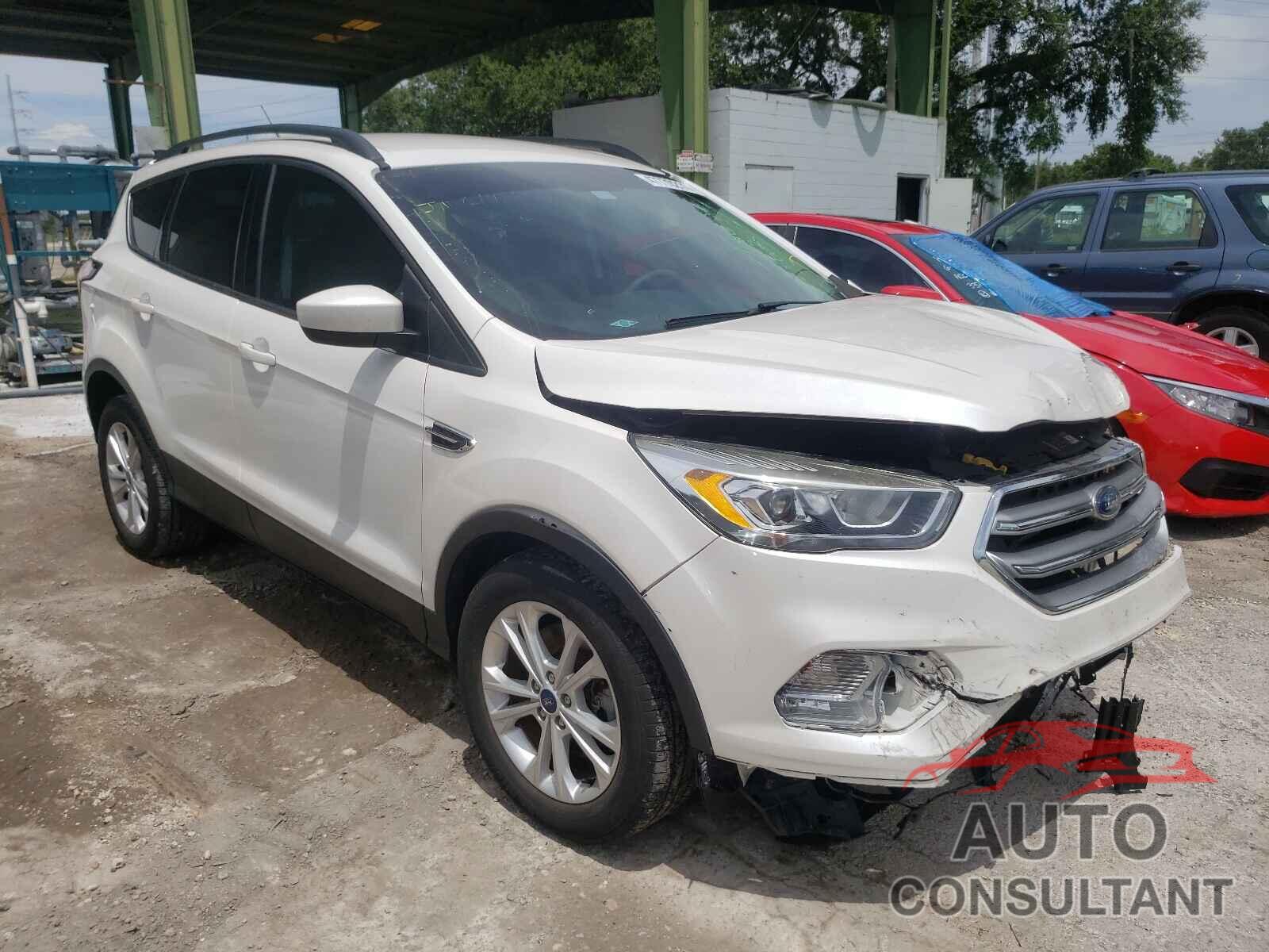 FORD ESCAPE 2017 - 1FMCU0G91HUE86050