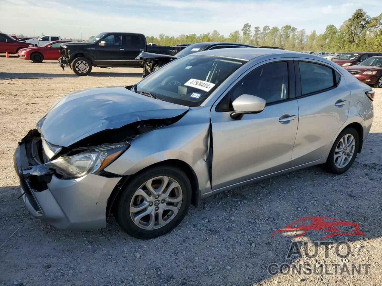 TOYOTA YARIS 2017 - 3MYDLBYV9HY168260