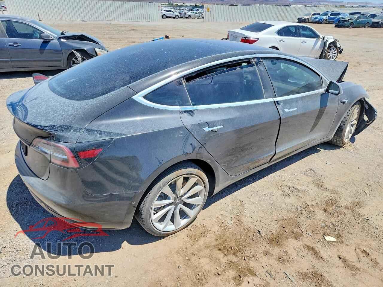 TESLA MODEL 3 2018 - 5YJ3E1EA5JF176325