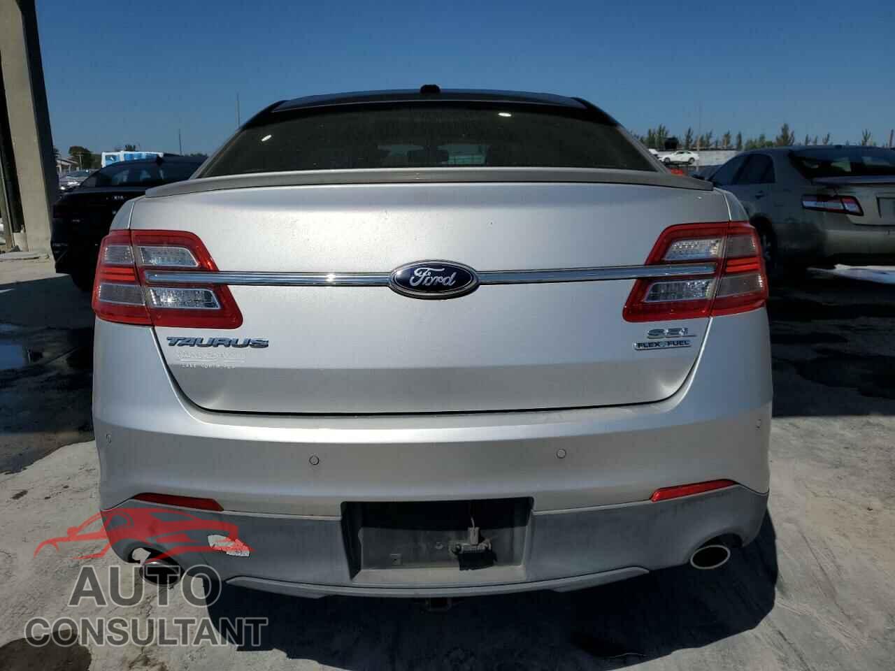 FORD TAURUS 2013 - 1FAHP2E88DG170974