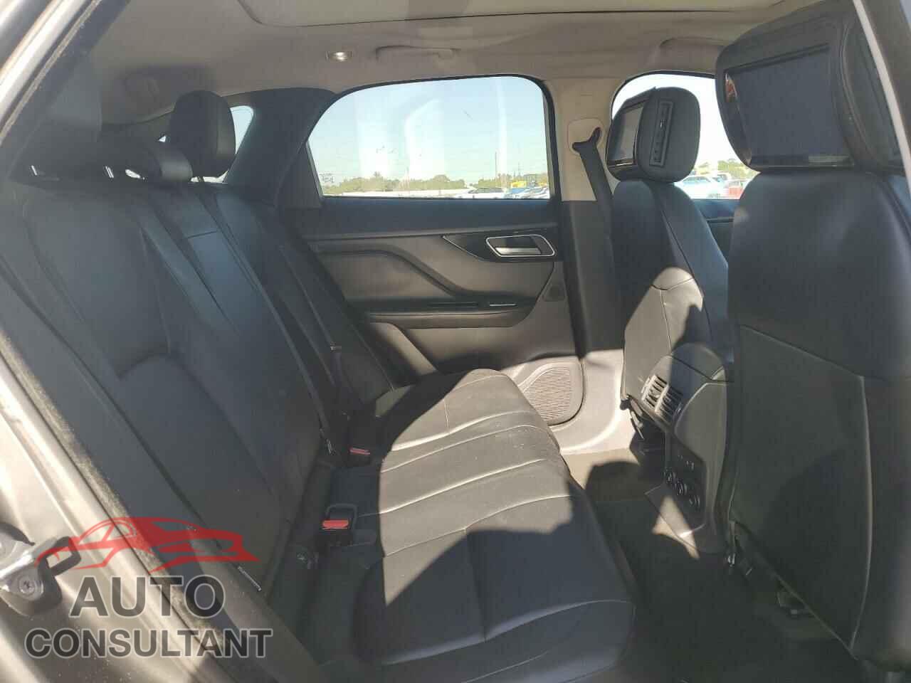 JAGUAR F-PACE 2017 - SADCJ2BV5HA047548