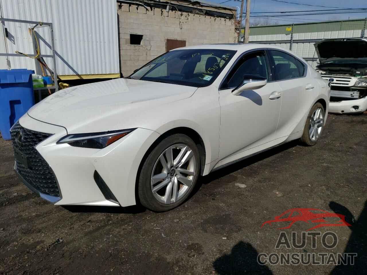 LEXUS IS 2021 - JTHC81F22M5044545