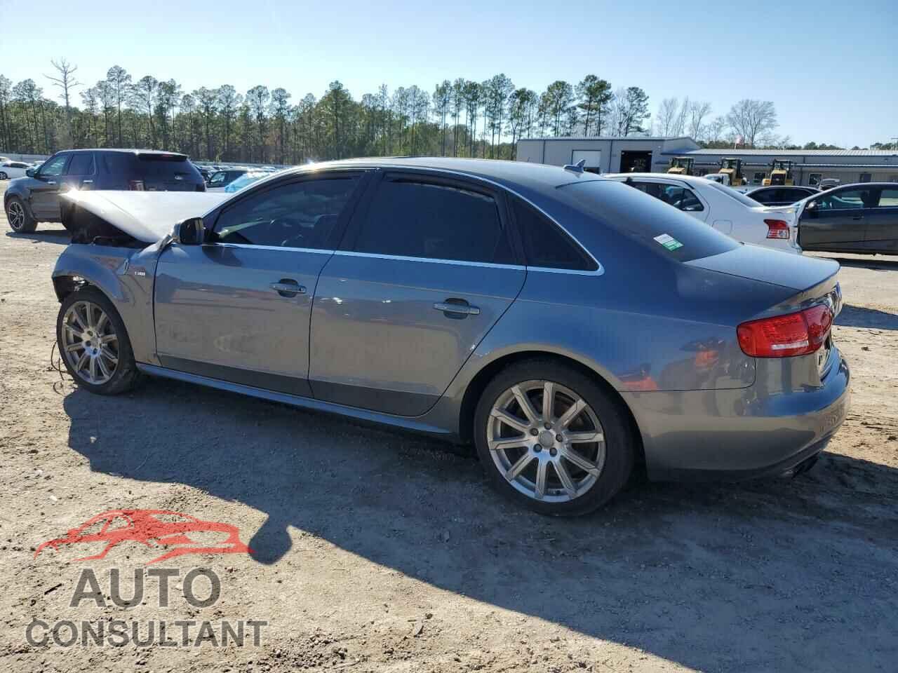 AUDI A4 2012 - WAUFFBFLXCA015333