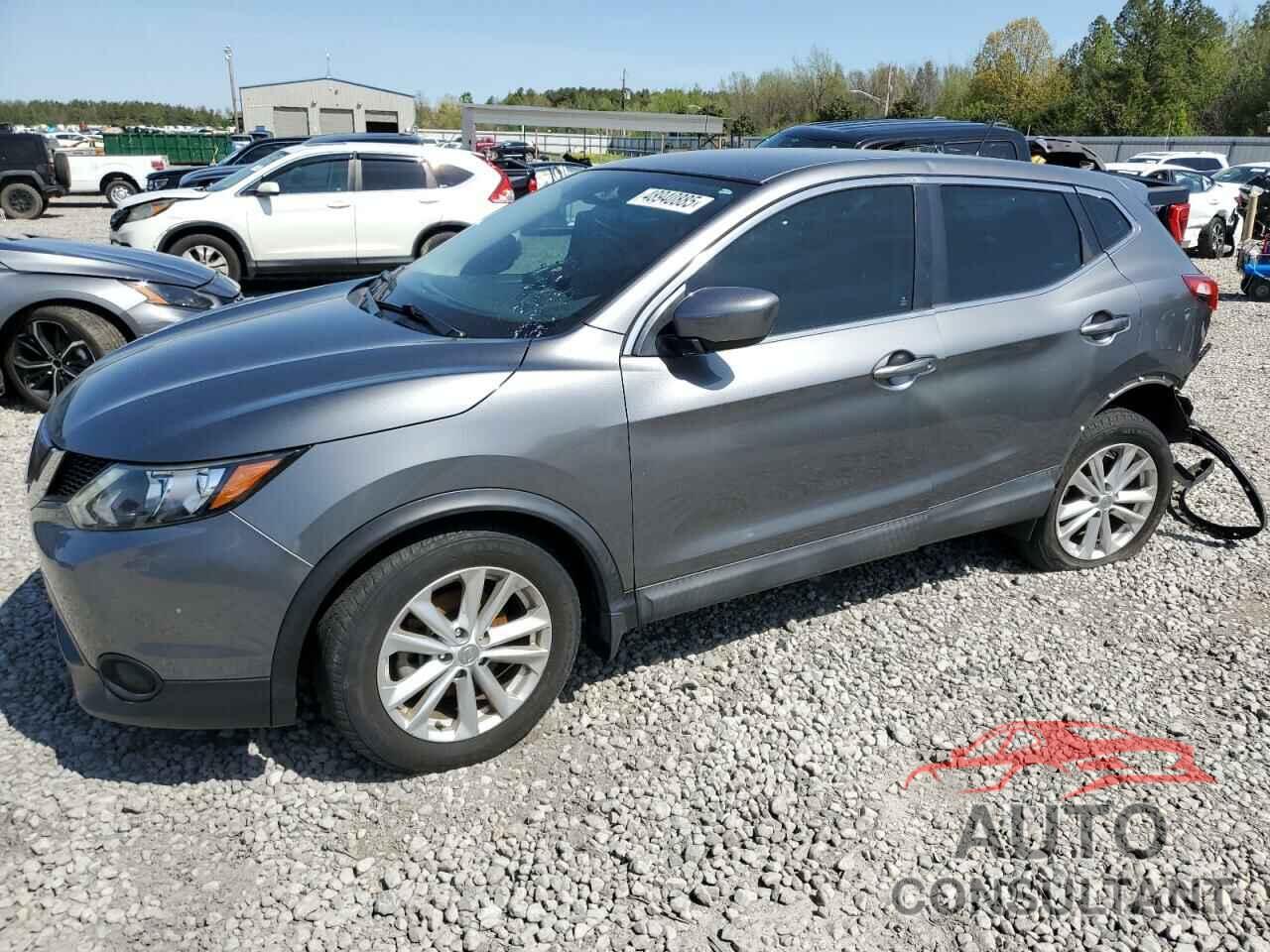 NISSAN ROGUE 2018 - JN1BJ1CP4JW163126