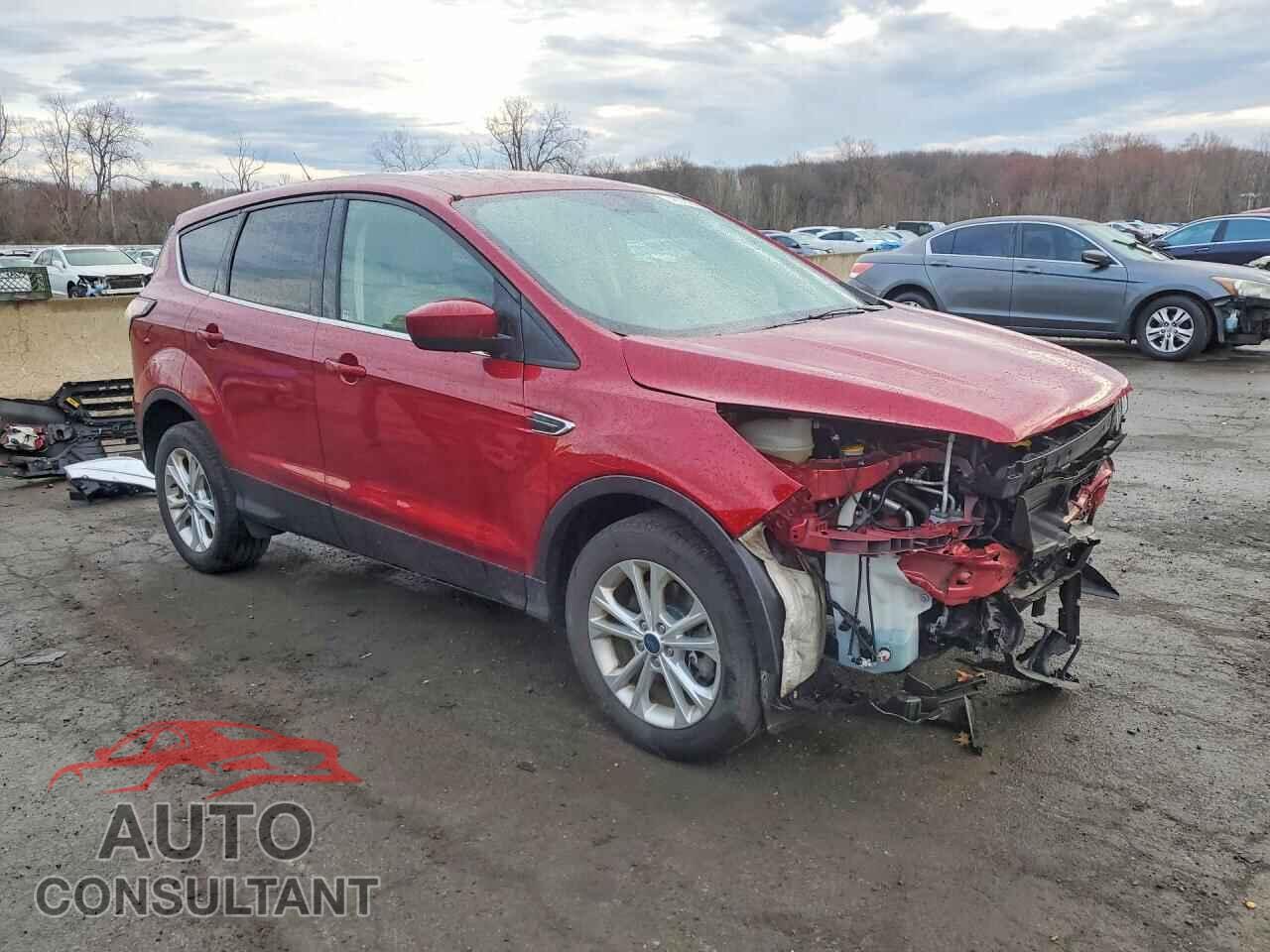 FORD ESCAPE 2017 - 1FMCU9GDXHUD02488