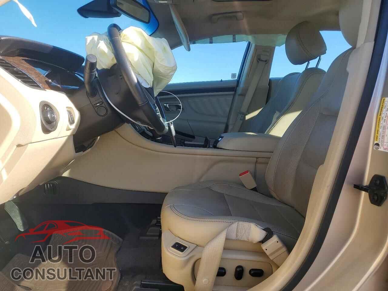 FORD TAURUS 2017 - 1FAHP2F89HG136787