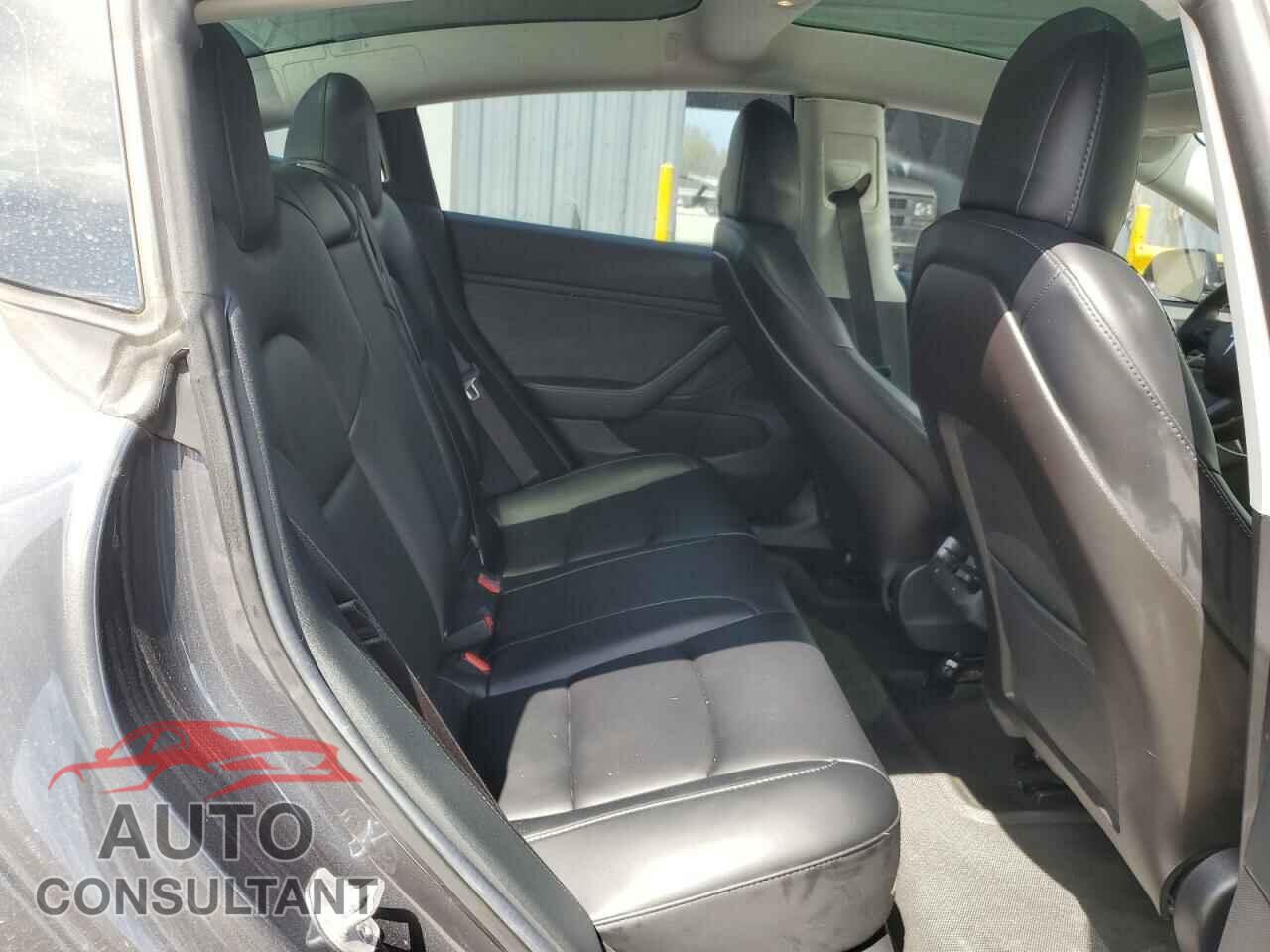 TESLA MODEL 3 2019 - 5YJ3E1EA6KF434675