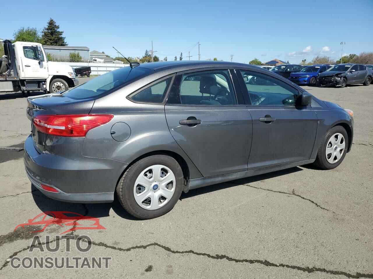 FORD FOCUS 2016 - 1FADP3E23GL209109