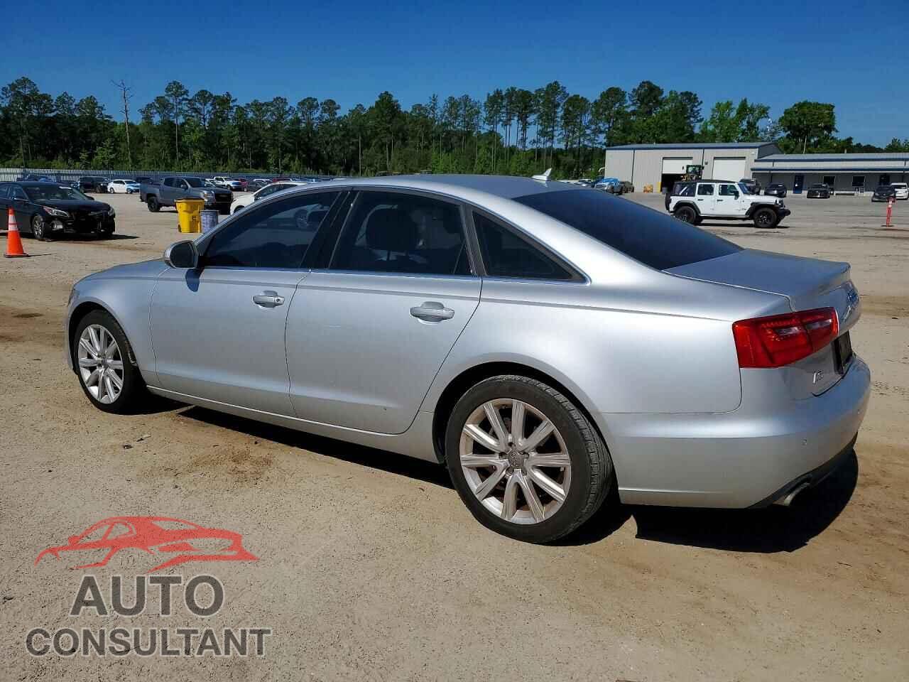 AUDI A6 2013 - WAUDFAFC5DN009113