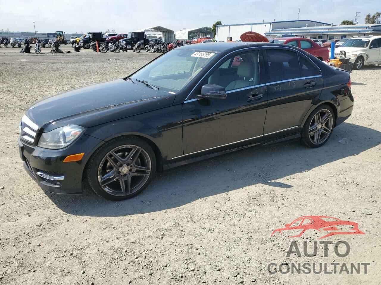 MERCEDES-BENZ C-CLASS 2013 - WDDGF4HB8DA873463