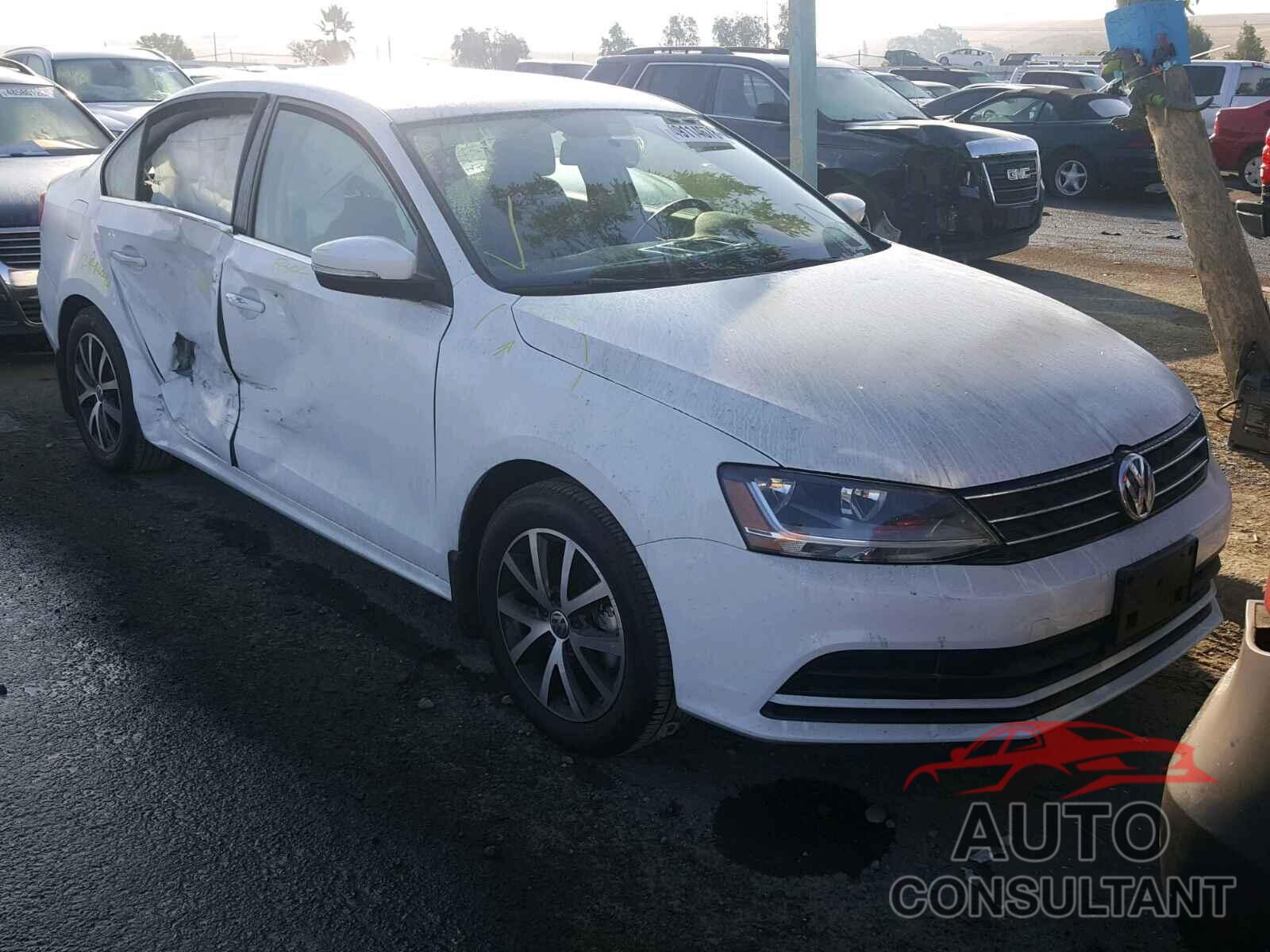 VOLKSWAGEN JETTA 2017 - 3VWDB7AJ4HM371681