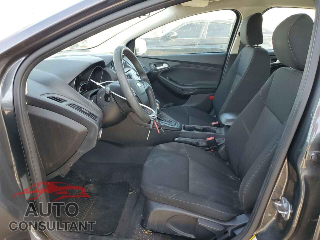 FORD FOCUS 2017 - 1FADP3K20HL216508