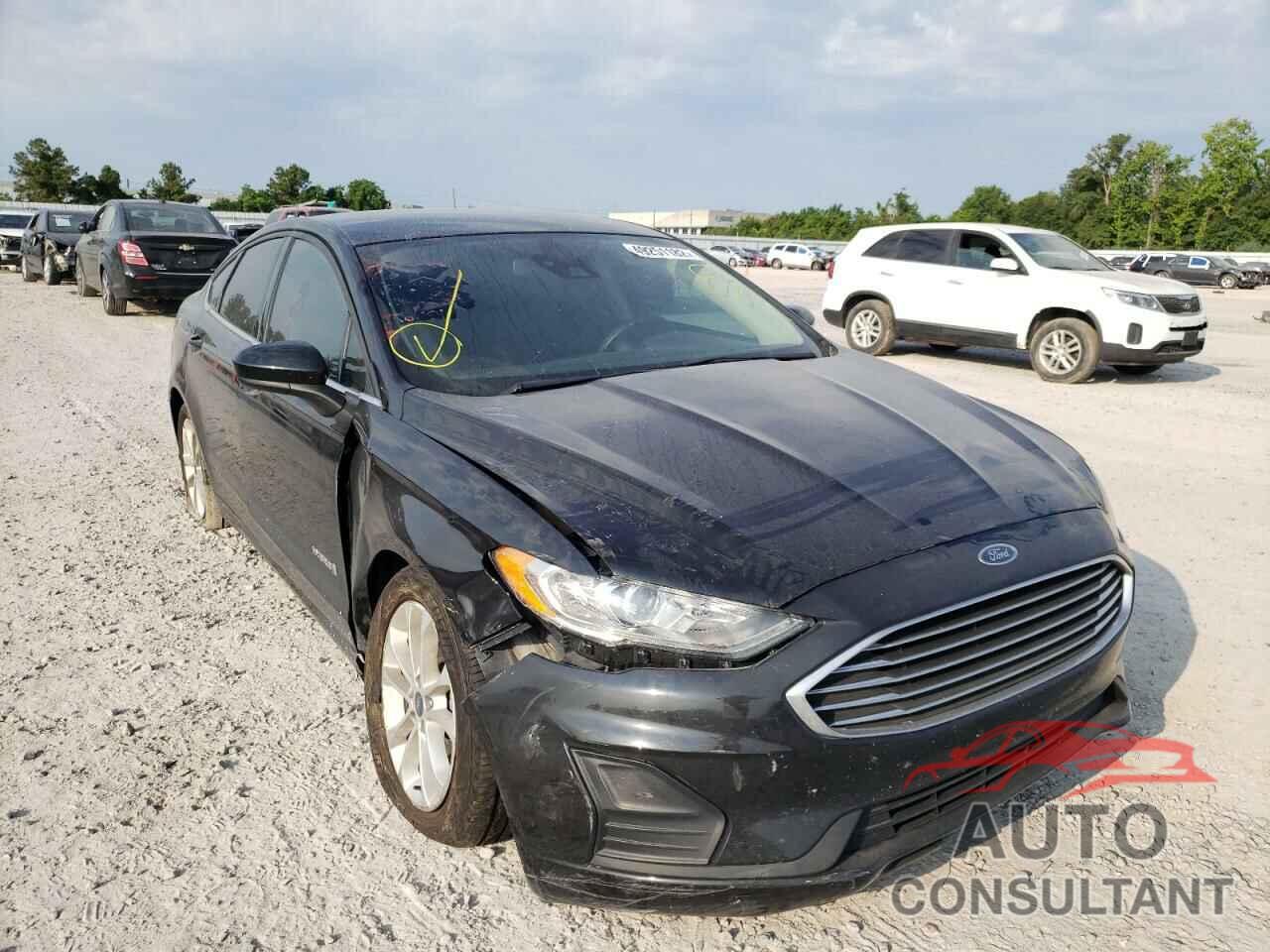 FORD FUSION 2019 - 3FA6P0LU0KR242641