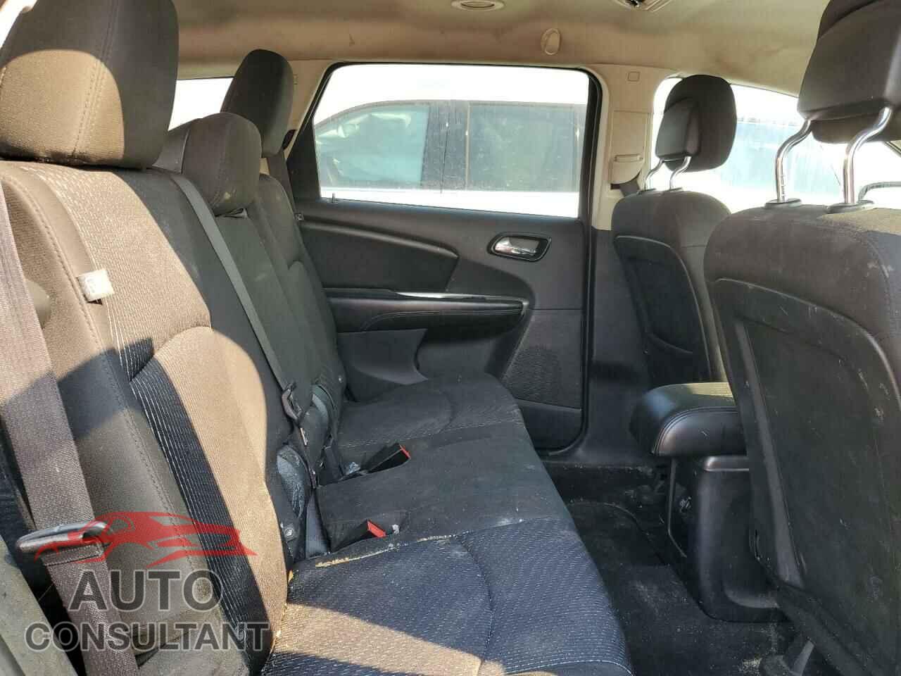 DODGE JOURNEY 2015 - 3C4PDCBG8FT727039