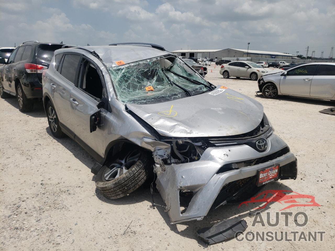 TOYOTA RAV4 2018 - JTMZFREV0JJ164570