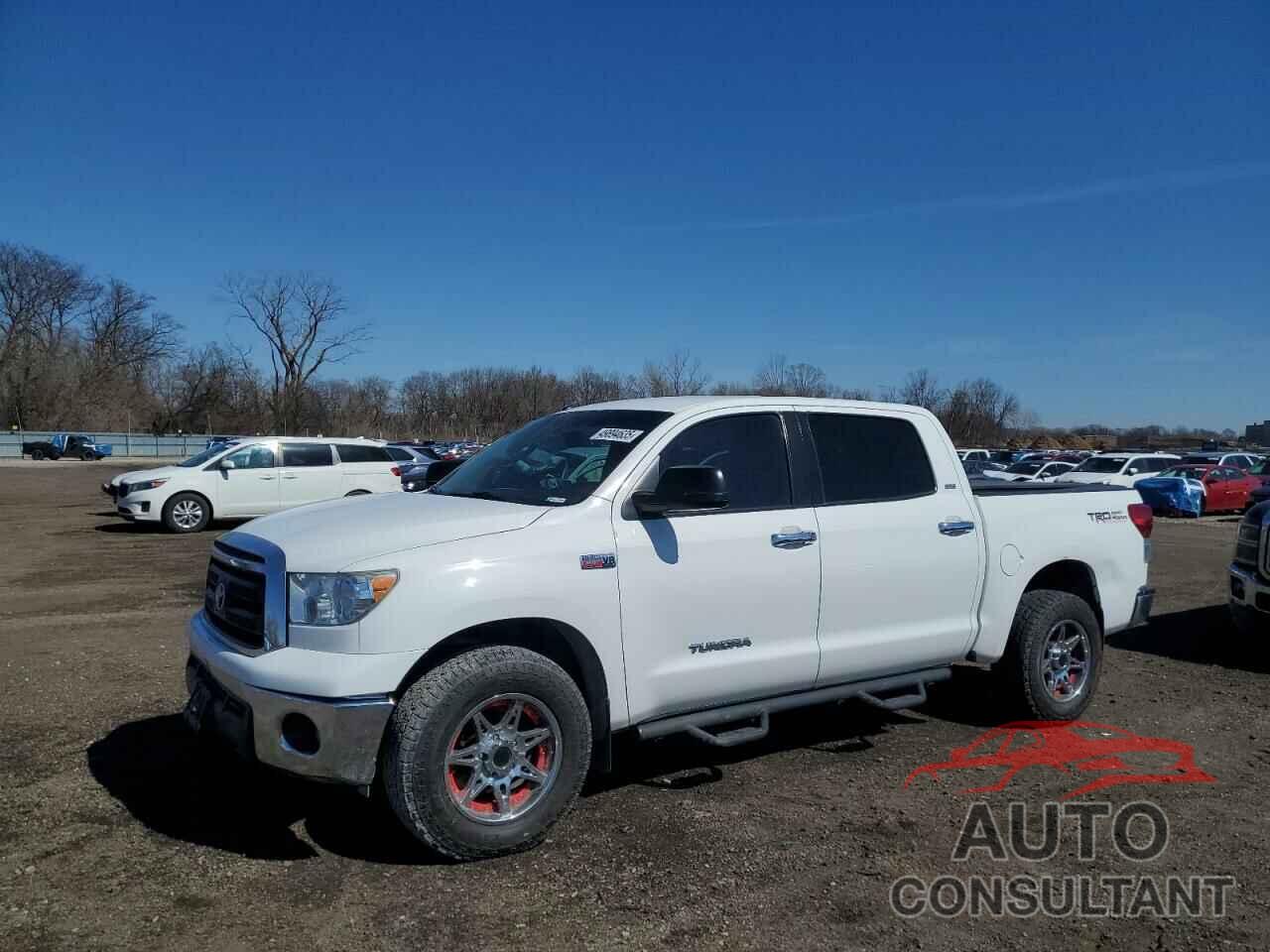 TOYOTA TUNDRA 2011 - 5TFDW5F15BX173696