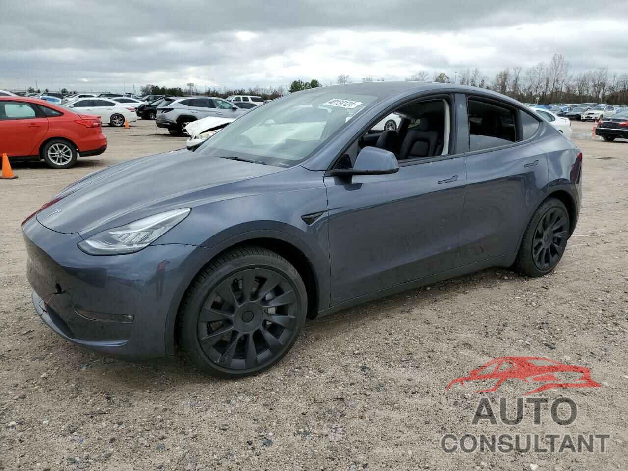 TESLA MODEL Y 2023 - 7SAYGAEEXPF616019