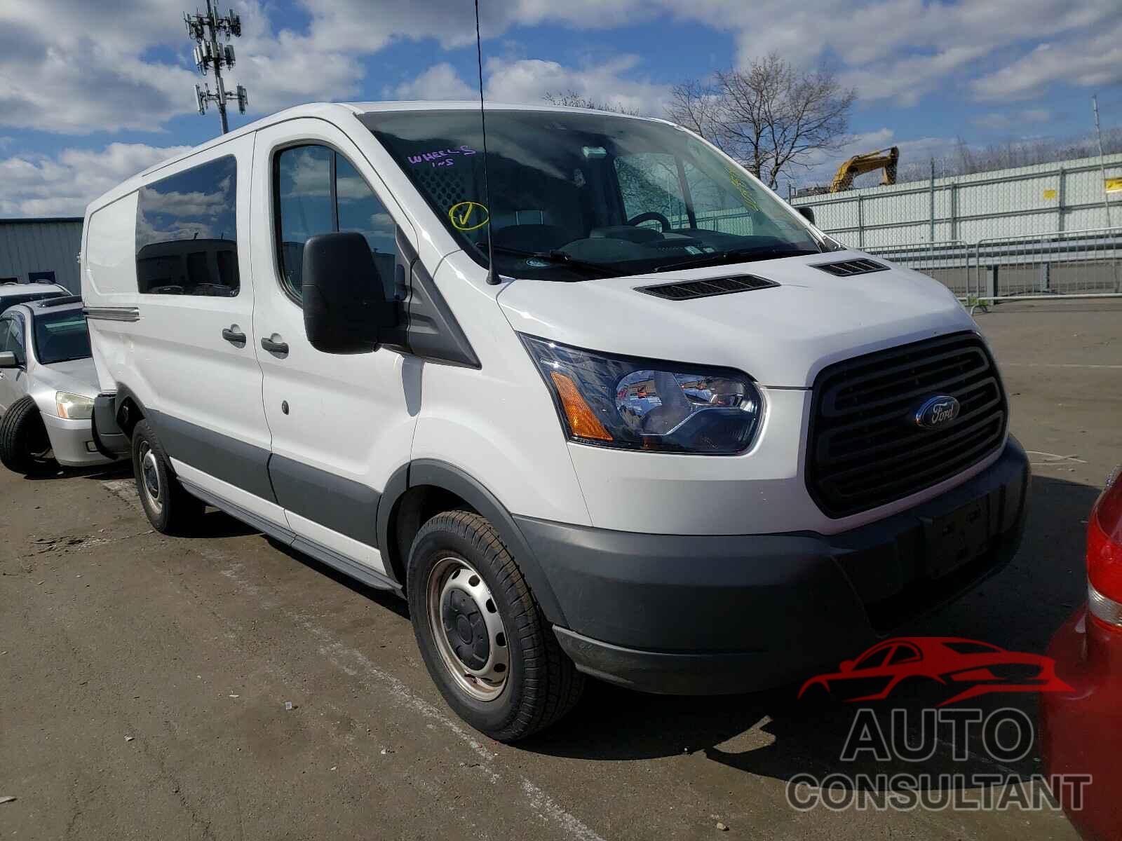 FORD TRANSIT CO 2018 - 1FTYE1YM4JKA48401