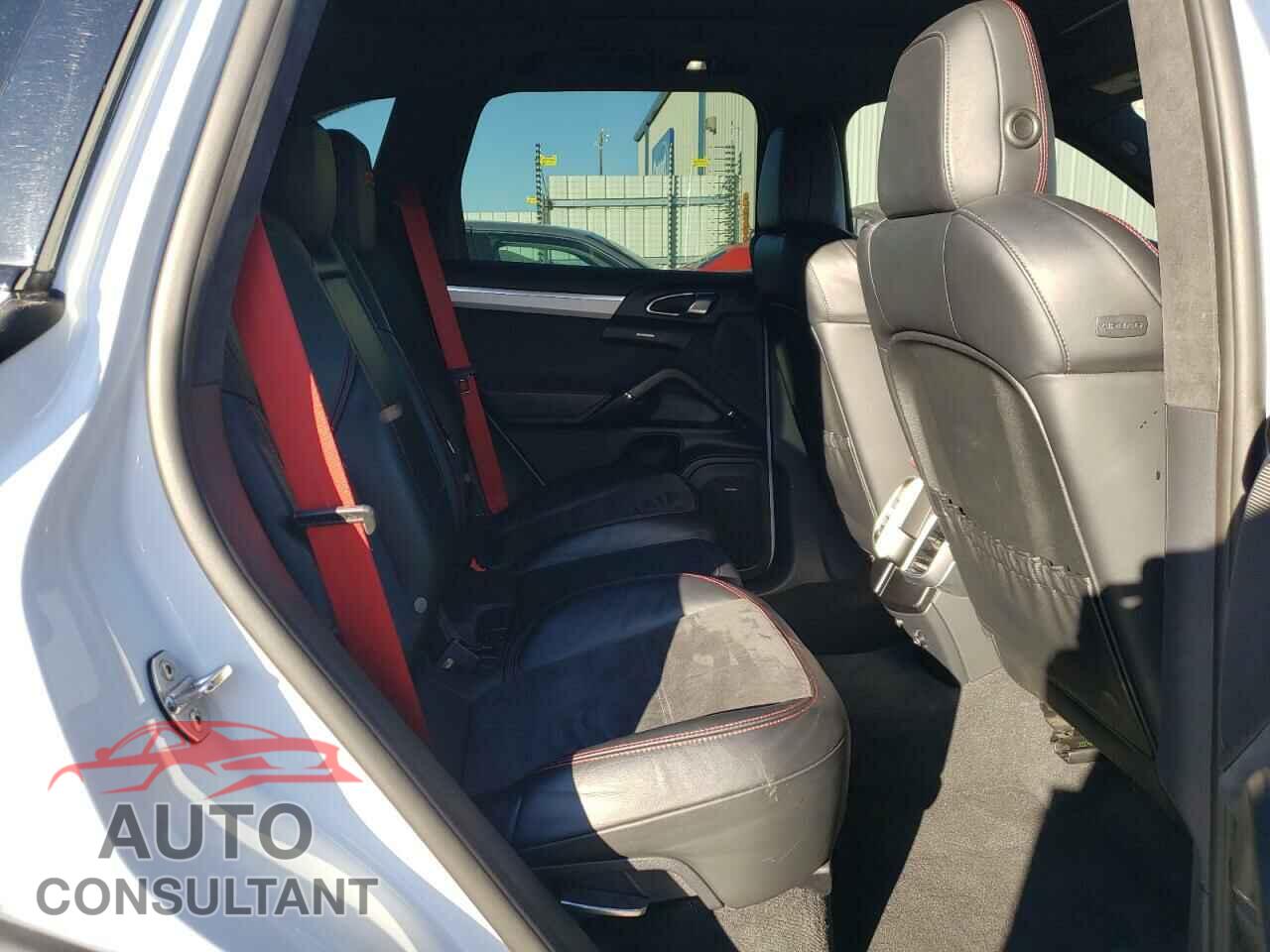 PORSCHE CAYENNE 2016 - WP1AD2A29GLA70933