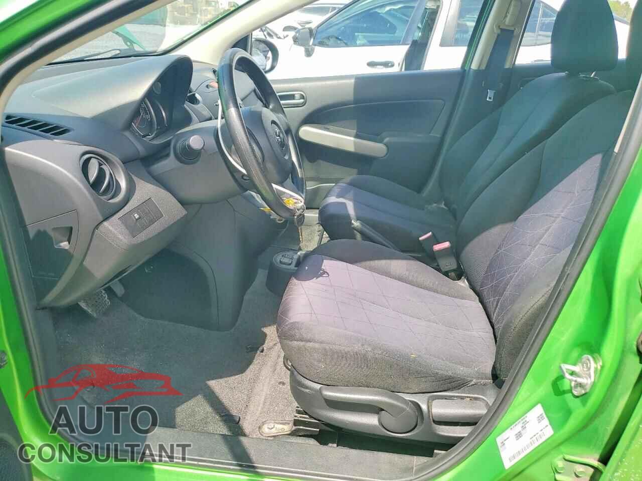 MAZDA 2 2013 - JM1DE1KY0D0157108