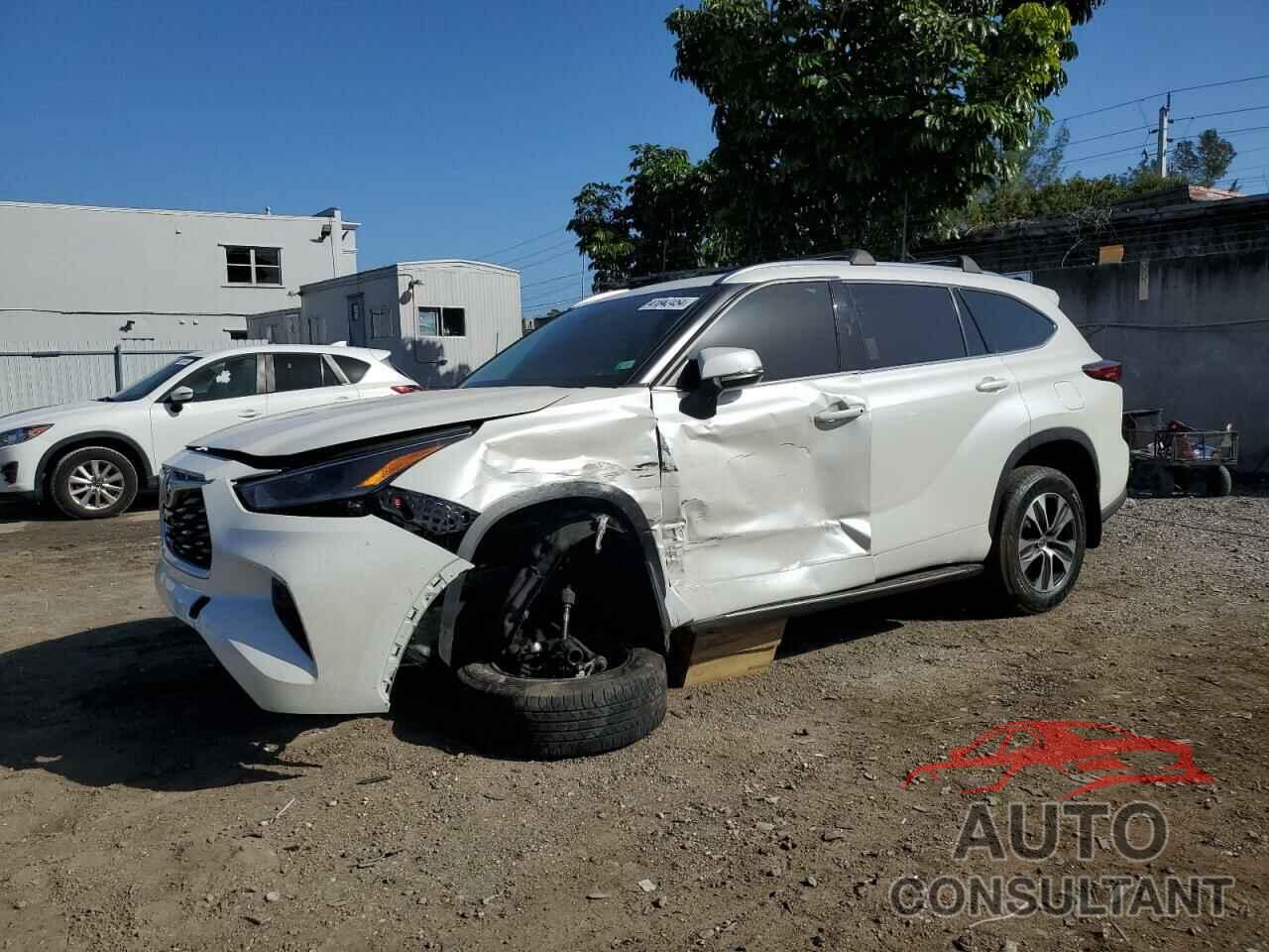 TOYOTA HIGHLANDER 2021 - 5TDGZRAH2MS522452