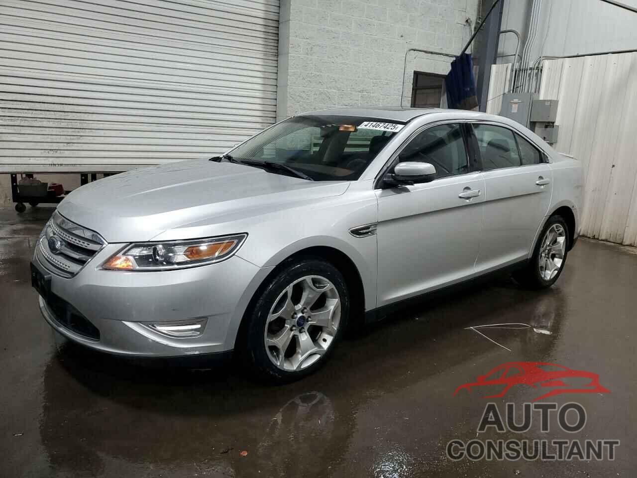 FORD TAURUS 2010 - 1FAHP2KT8AG100928