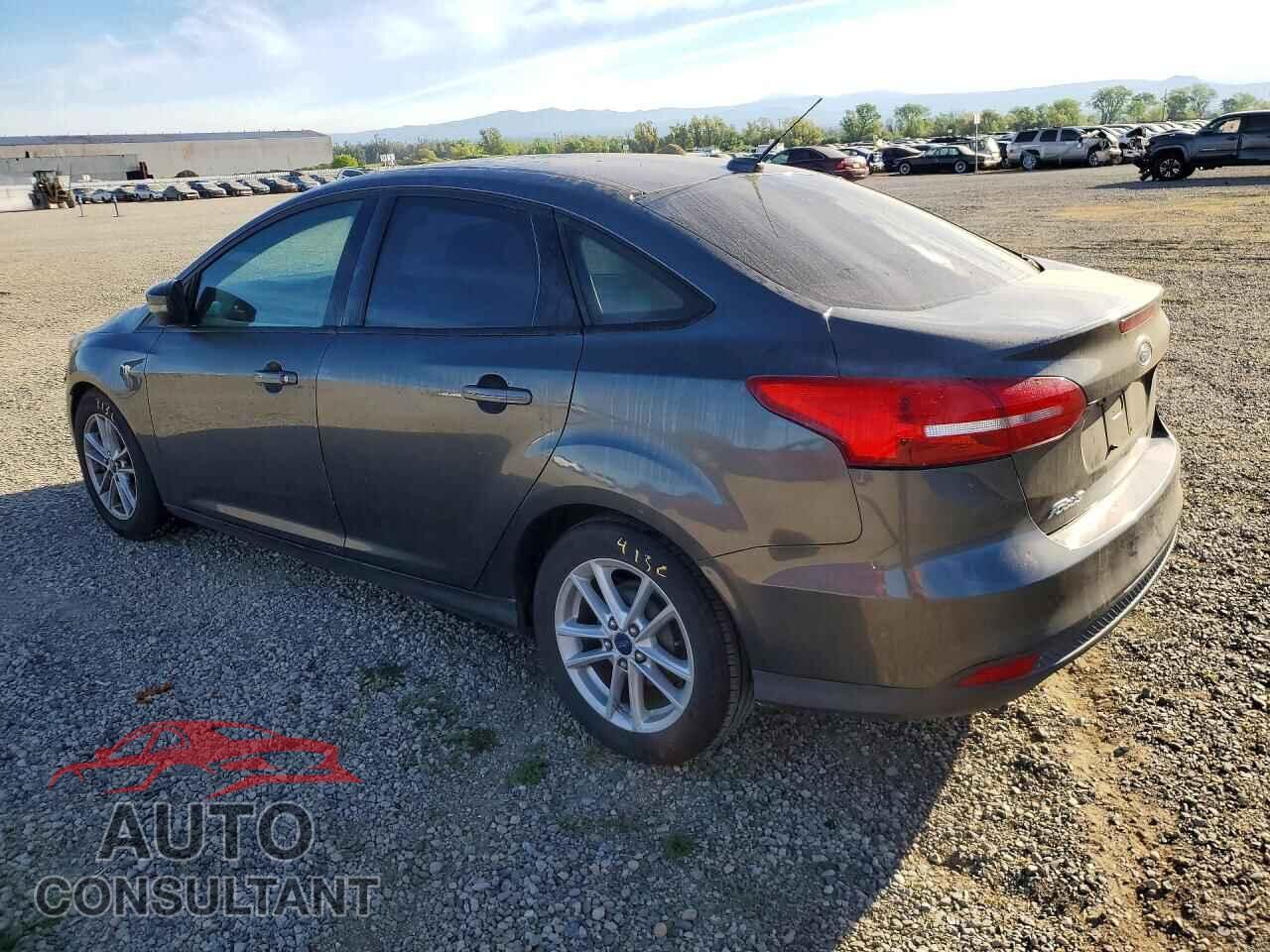 FORD FOCUS 2015 - 1FADP3F22FL230921