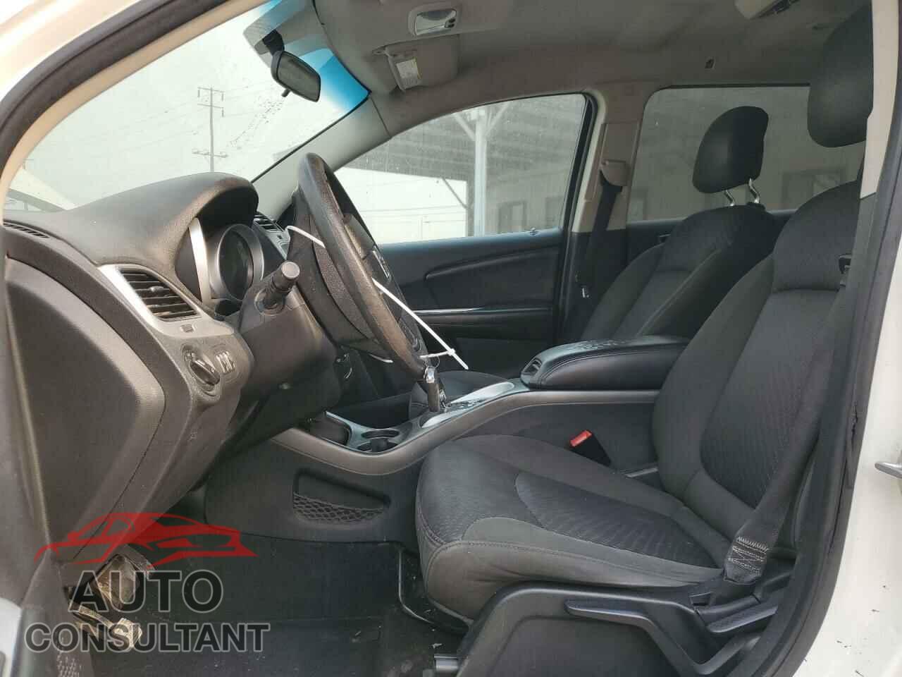 DODGE JOURNEY 2012 - 3C4PDCBG4CT180413