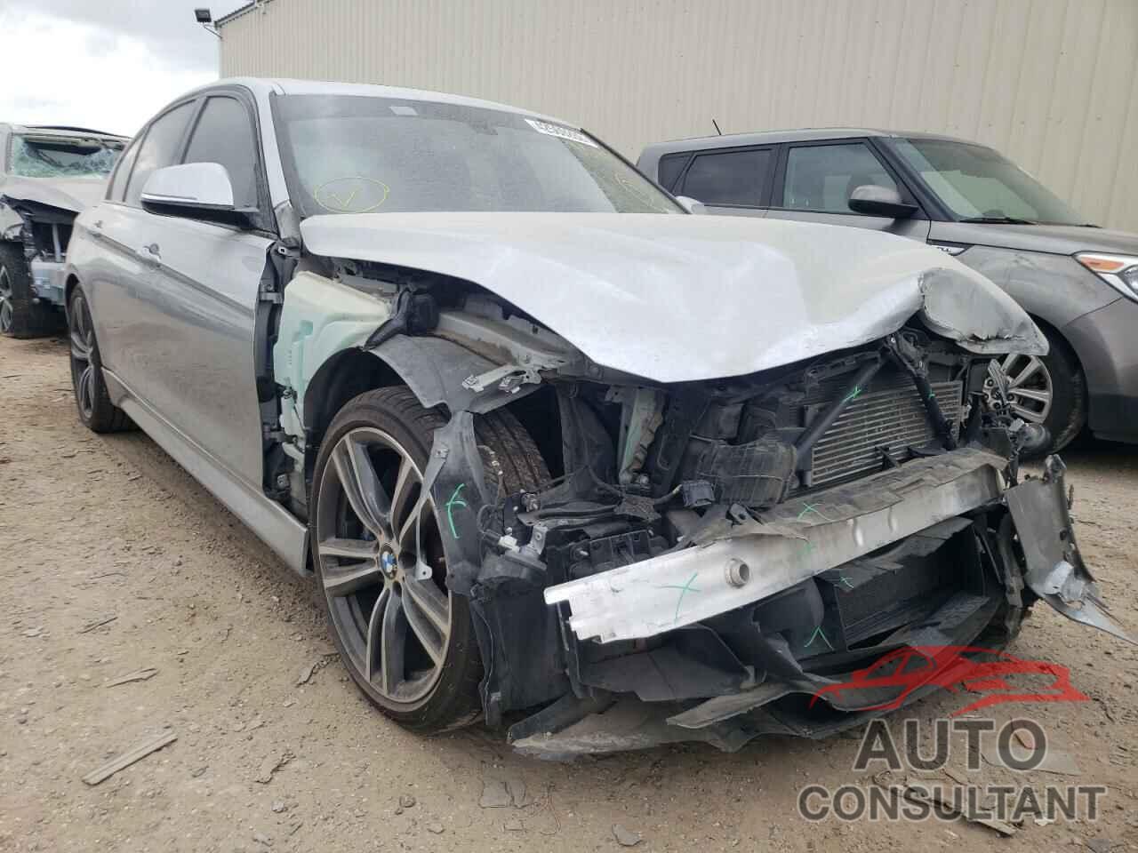 BMW 3 SERIES 2016 - WBA8B3G51GNT62655