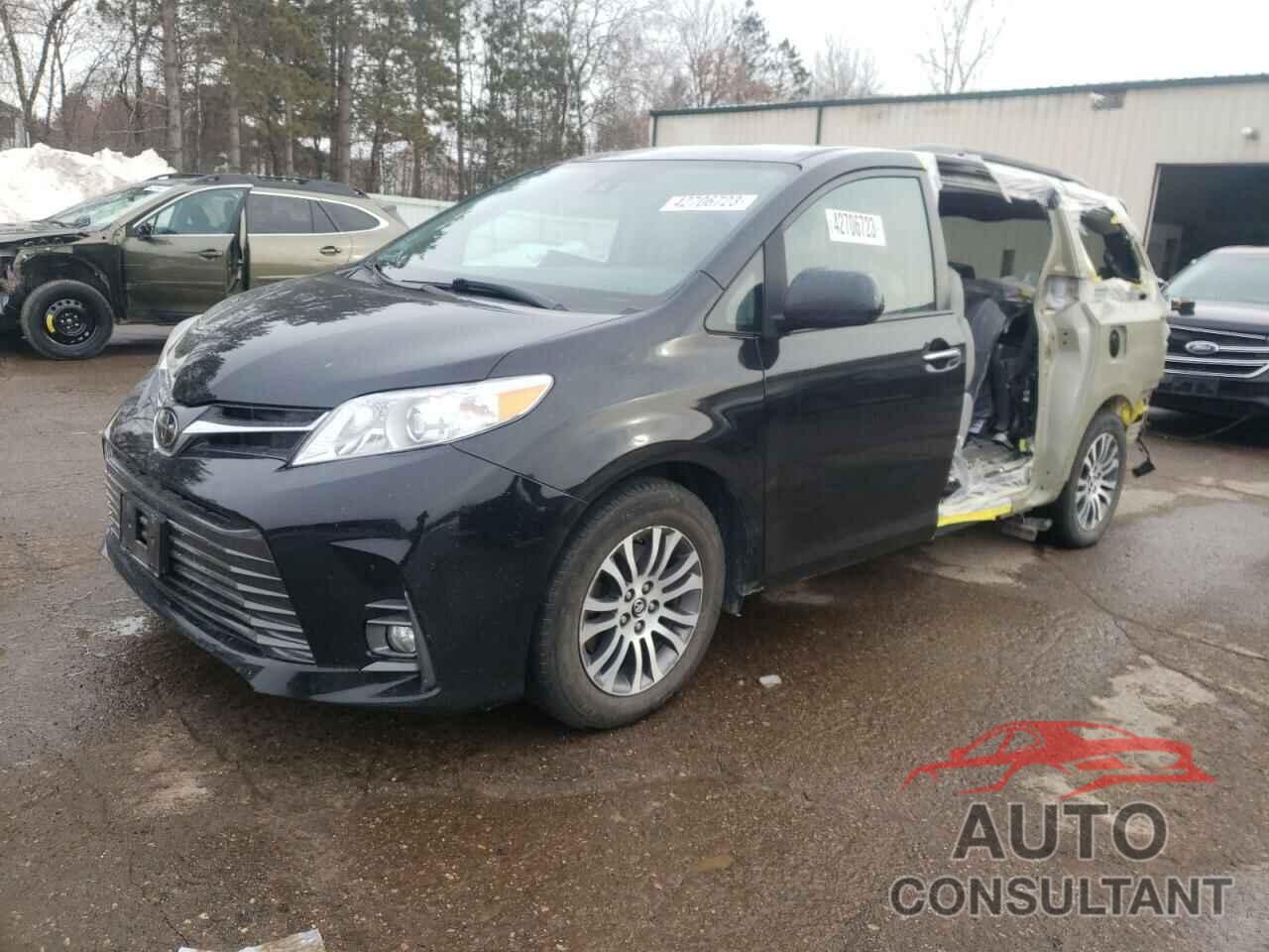 TOYOTA SIENNA 2018 - 5TDYZ3DC8JS908824