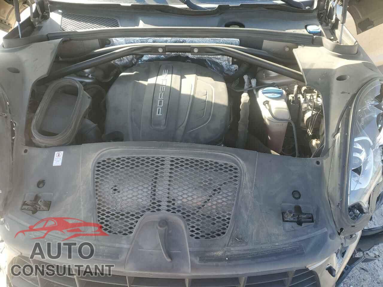 PORSCHE MACAN 2017 - WP1AA2A58HLB08138