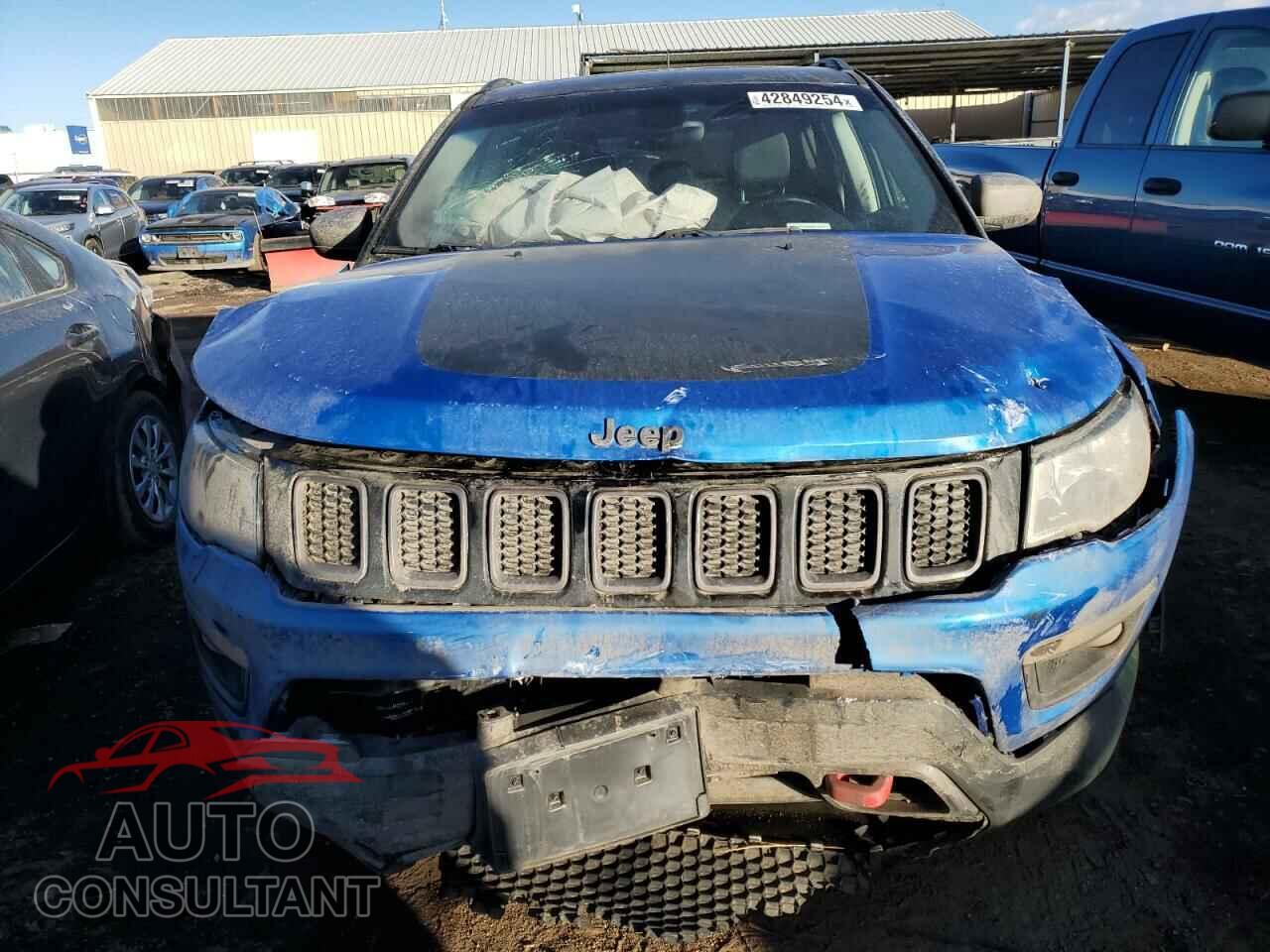 JEEP COMPASS 2018 - 3C4NJDDB2JT192449